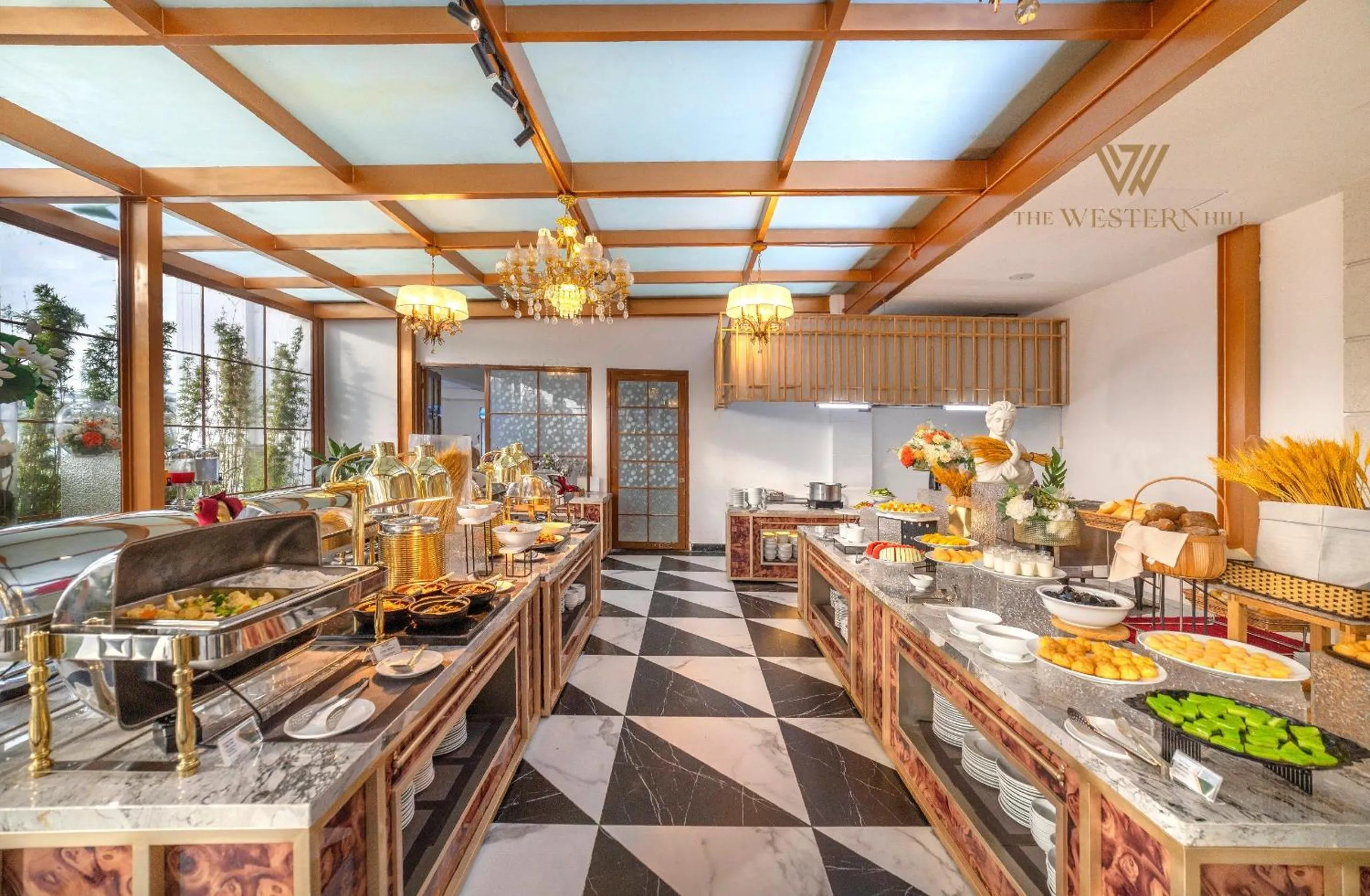 Restaurant/places to eat in River Prince Hotel