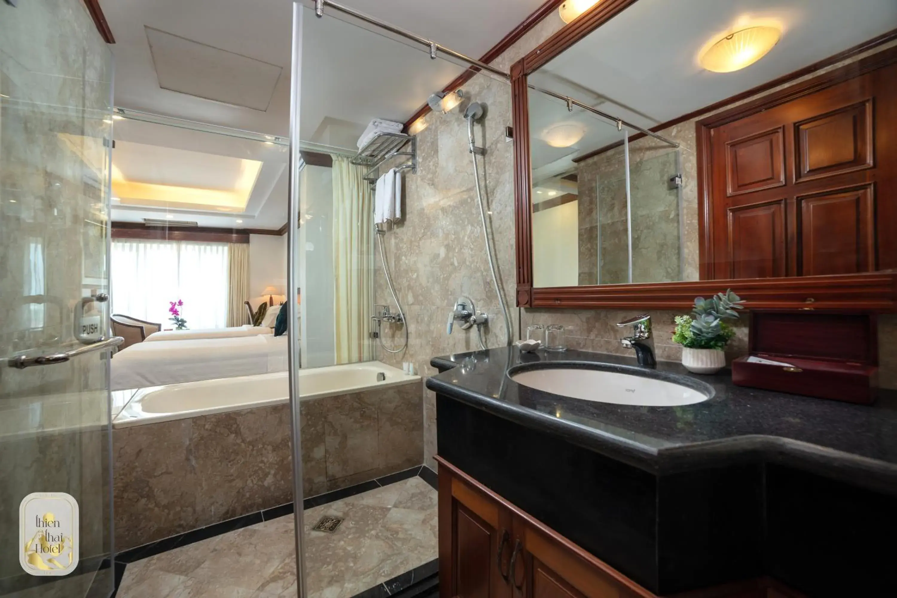 Queen room with 2 queen beds city view + Free Afternoon Tea in Thien Thai Hotel & Spa Queen room with 2 queen beds city view + Free Afternoon Tea in Thien Thai Hotel & Spa