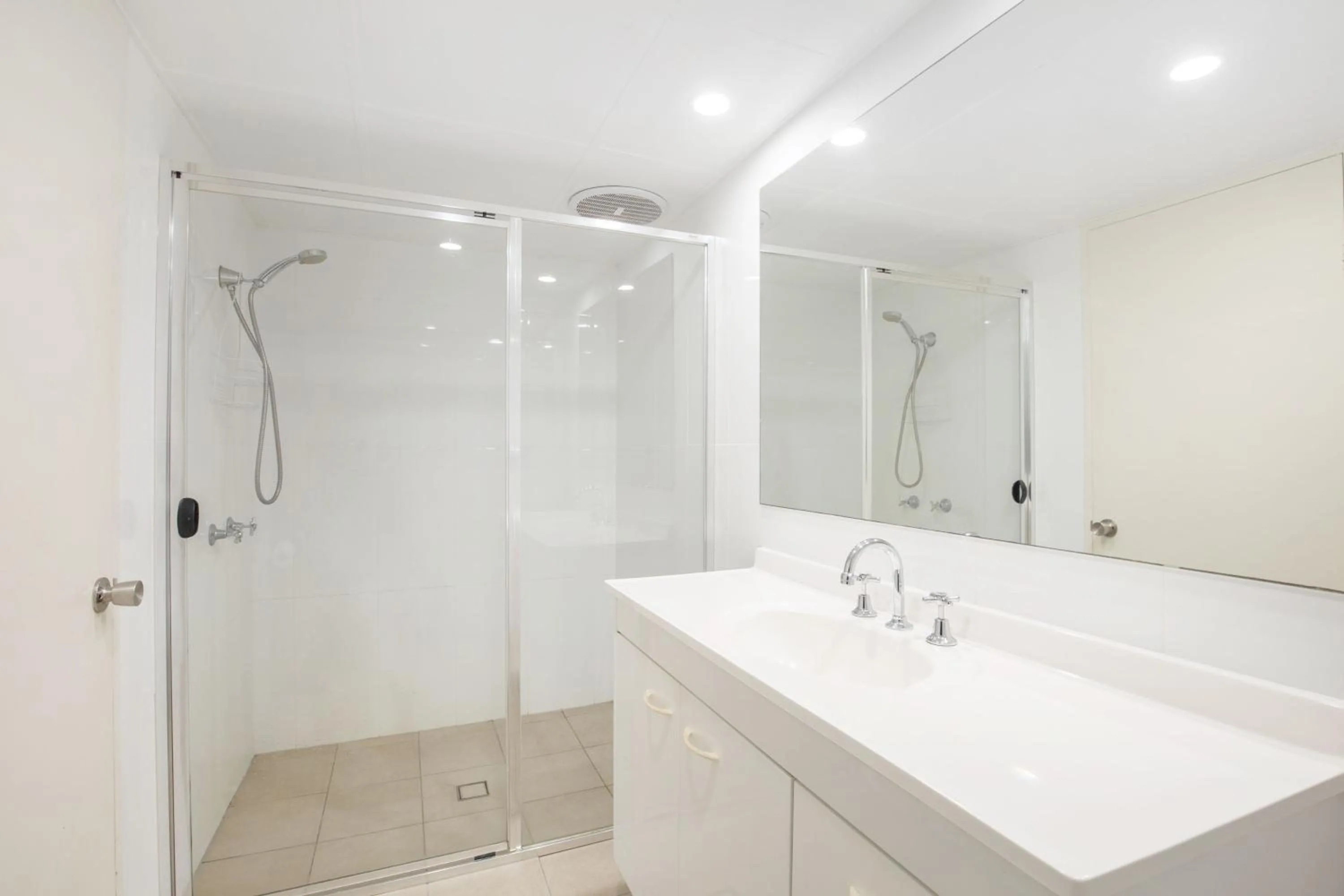 Bathroom in Pacific Plaza Apartments