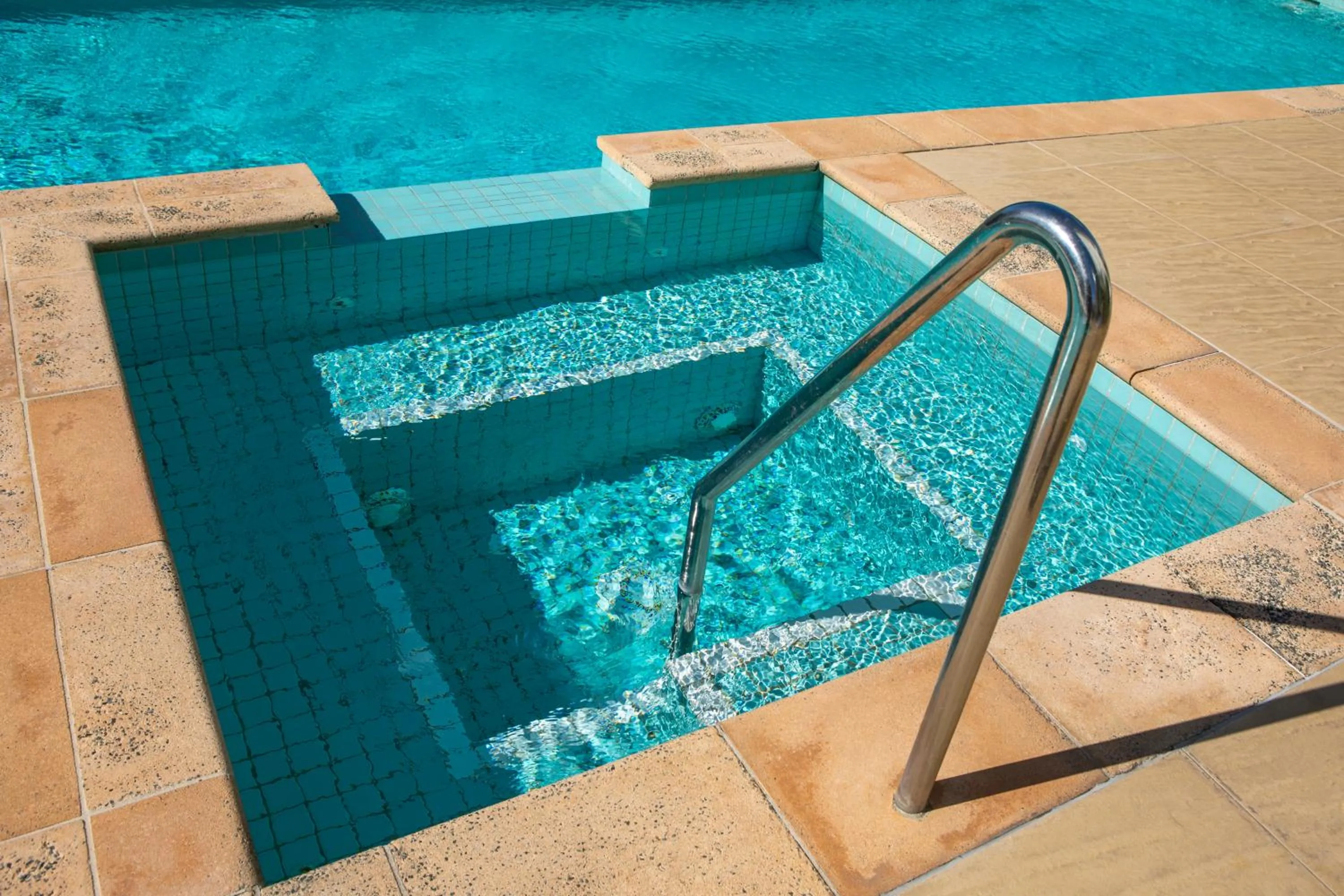 Pacific Plaza Apartments