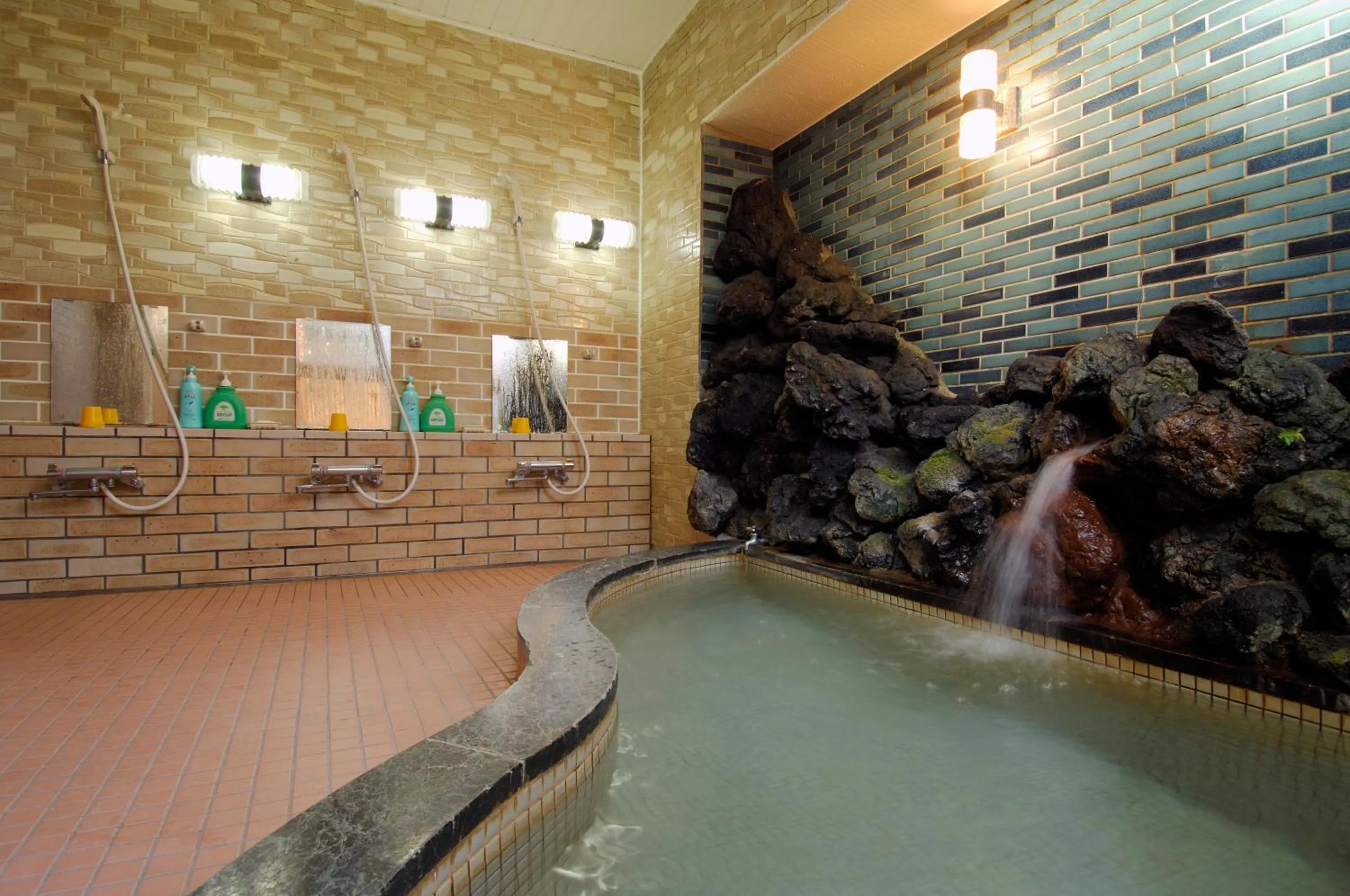 Bathroom in Chuokan Shimizuya Ryokan