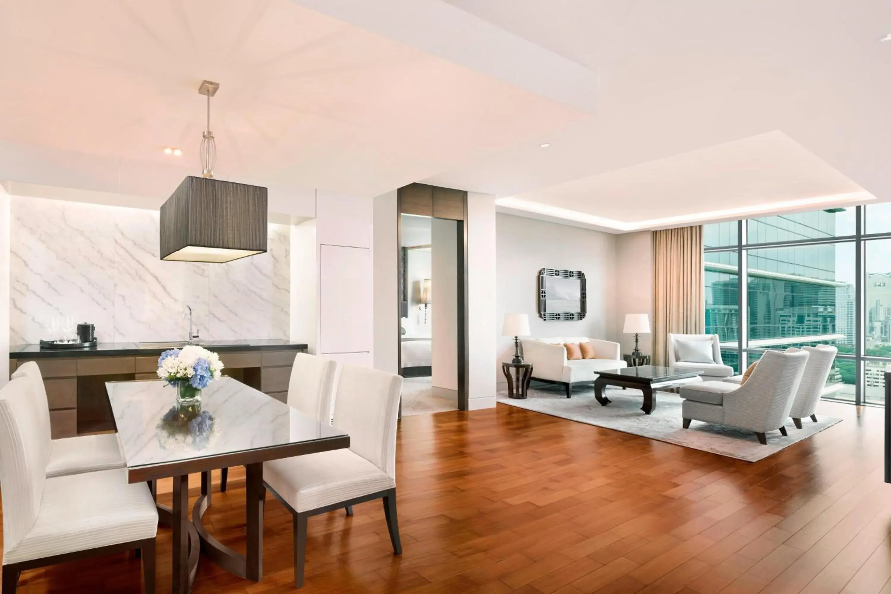 Family Two-Bedroom Suite with Skyline View in The St. Regis Bangkok Family Two-Bedroom Suite with Skyline View in The St. Regis Bangkok