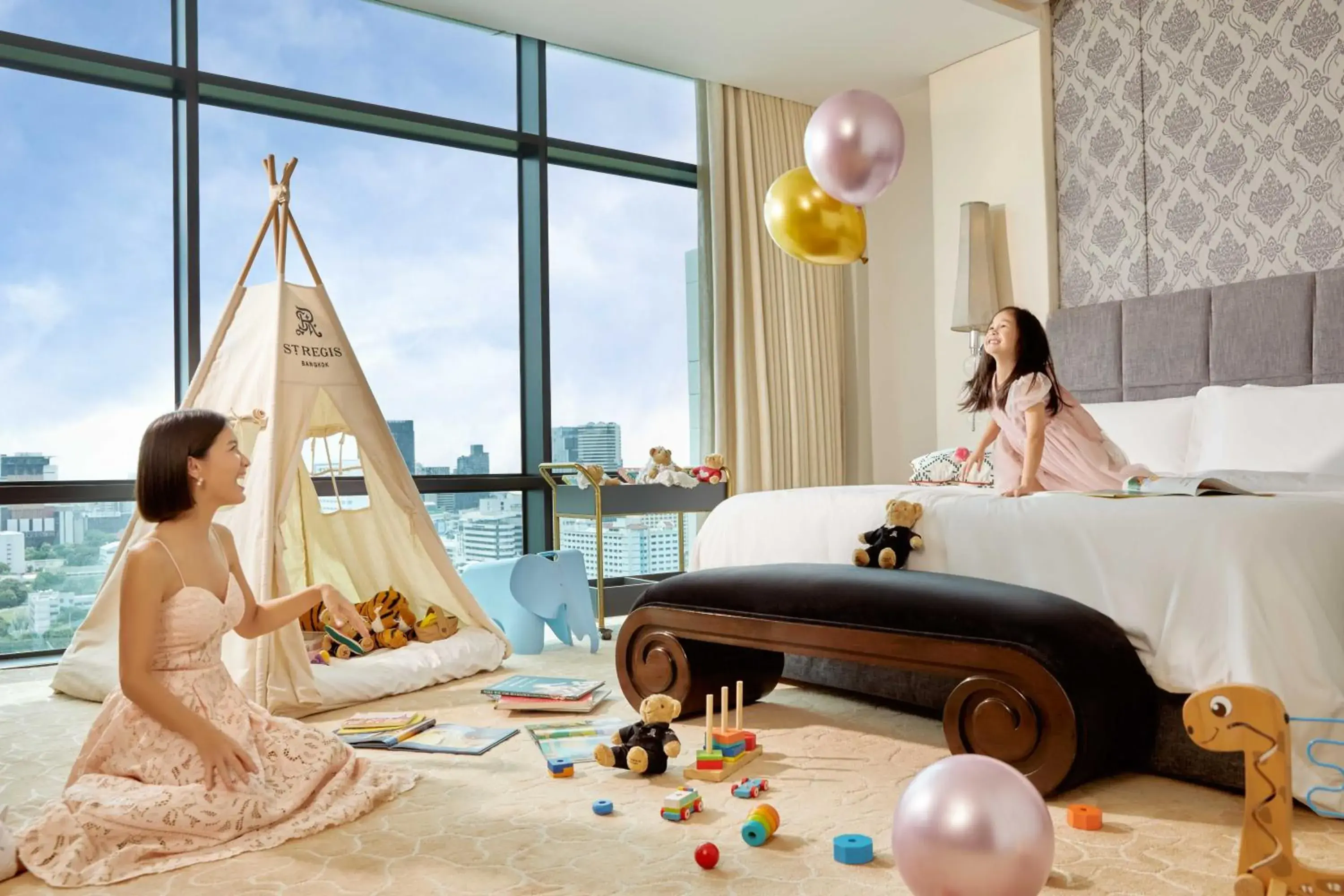 Two-Bedroom Large Suite with Skyline View in The St. Regis Bangkok Two-Bedroom Large Suite with Skyline View in The St. Regis Bangkok