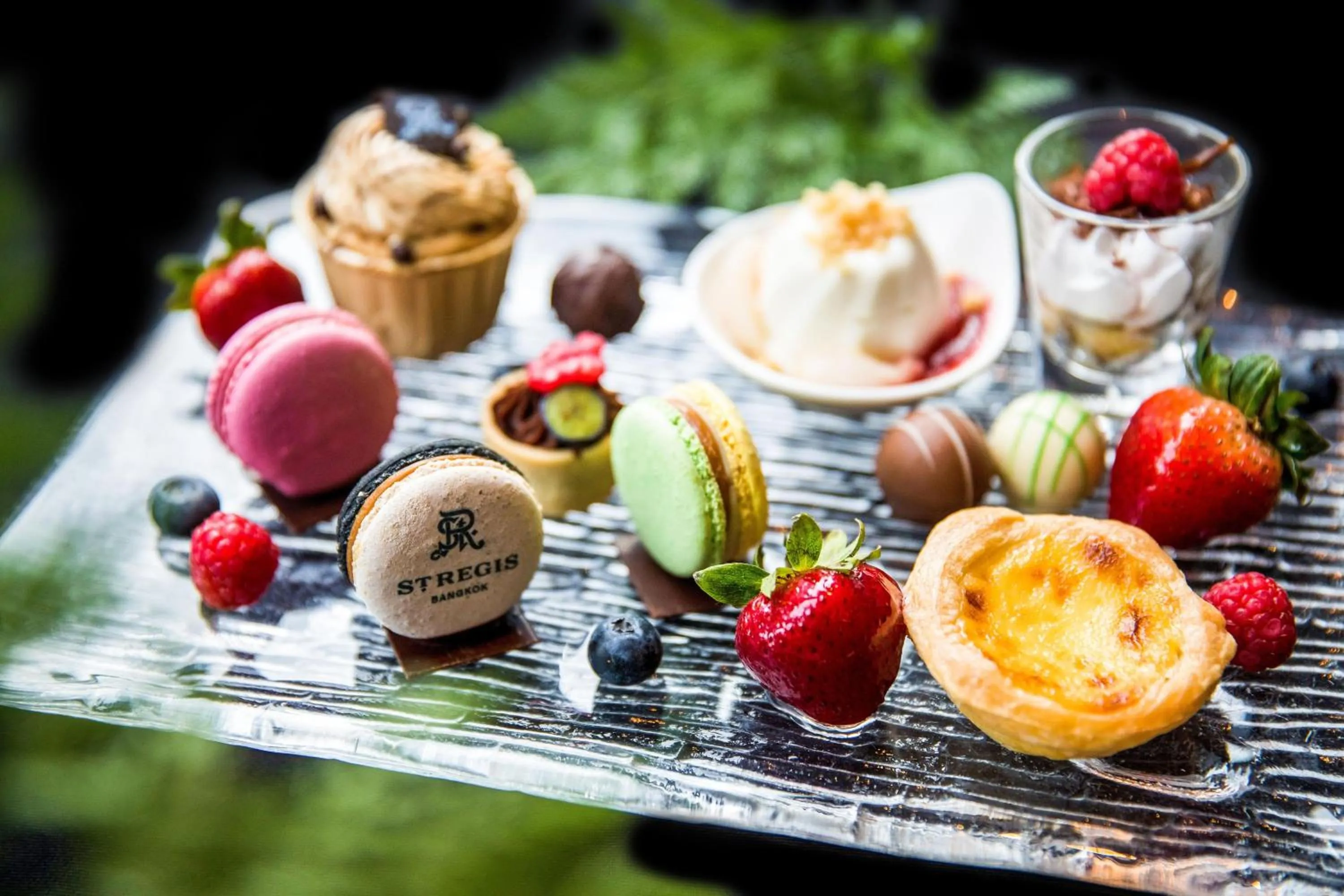 Restaurant/places to eat in The St. Regis Bangkok