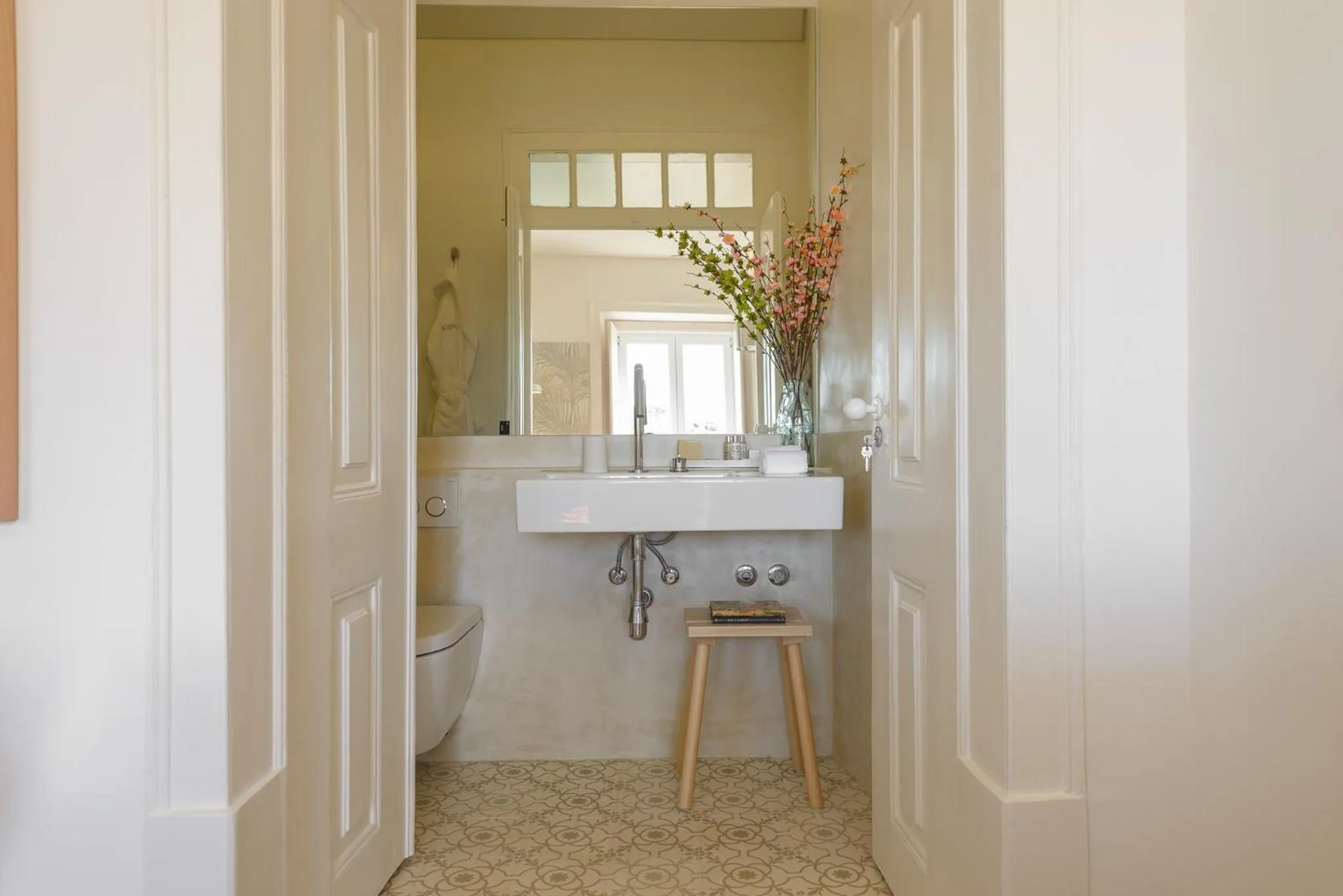Bathroom in Dona Graca Lisbon Apartments