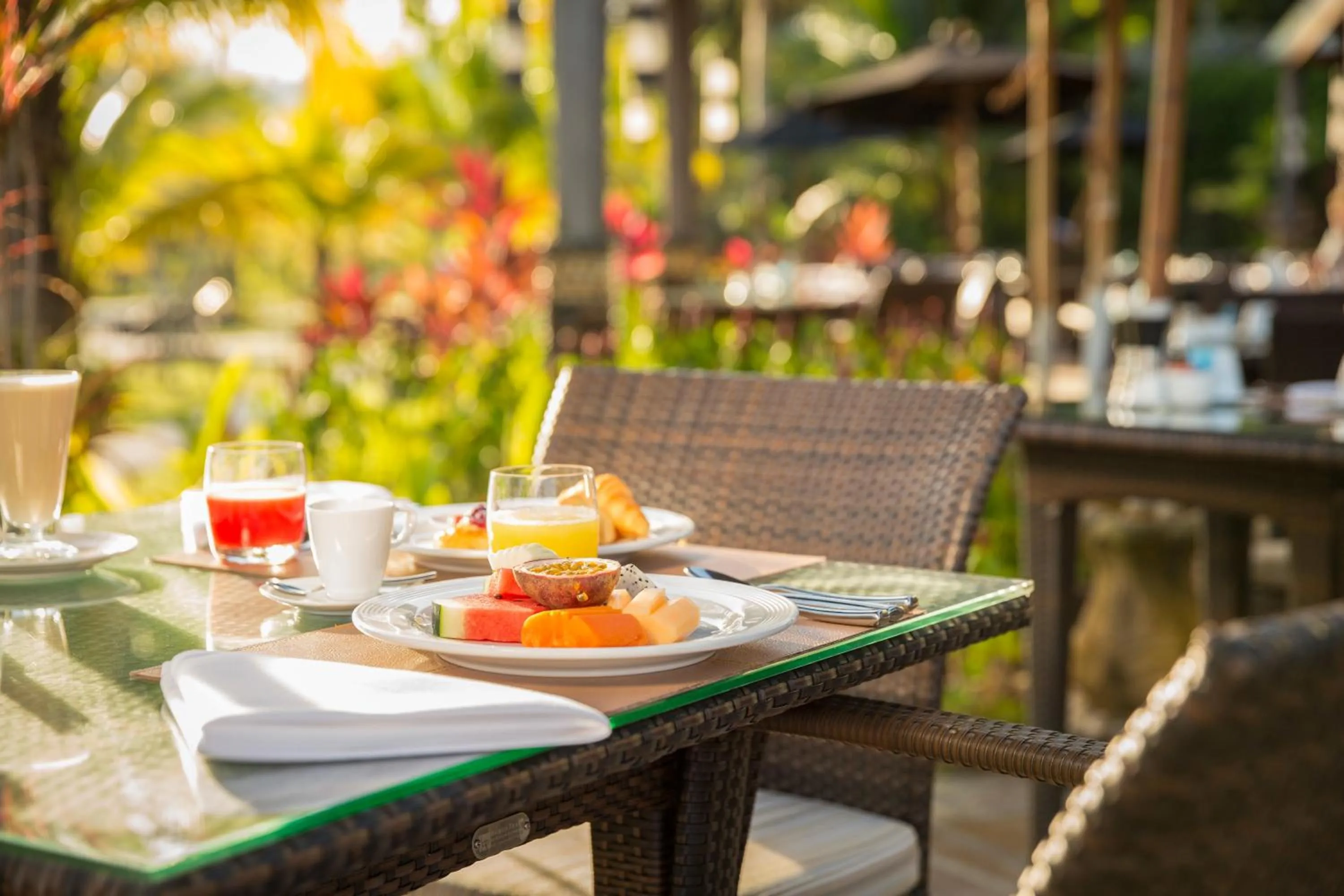 Restaurant/places to eat in ROBINSON KHAO LAK