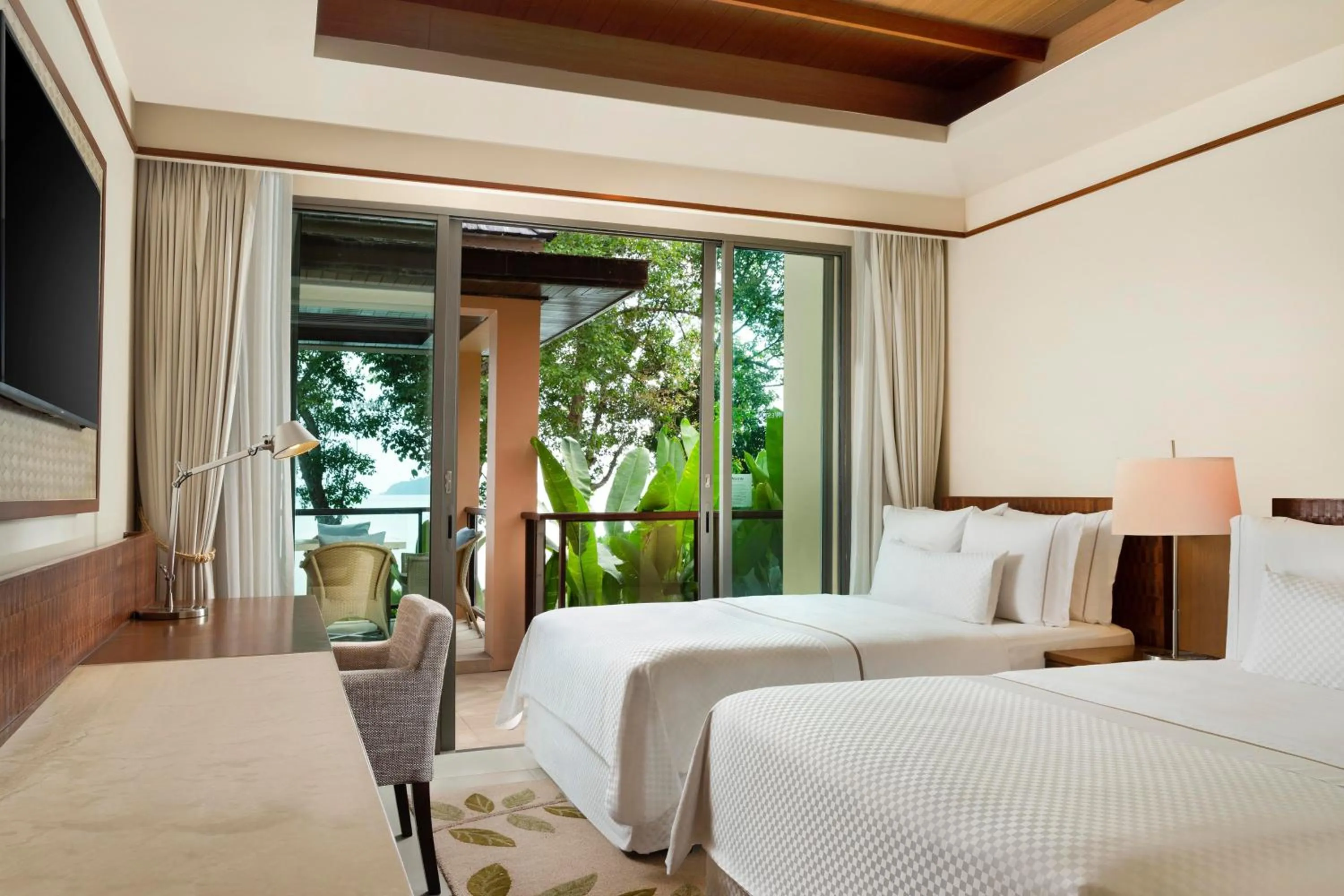 Swimming pool, Bed in The Westin Siray Bay Resort & Spa, Phuket
