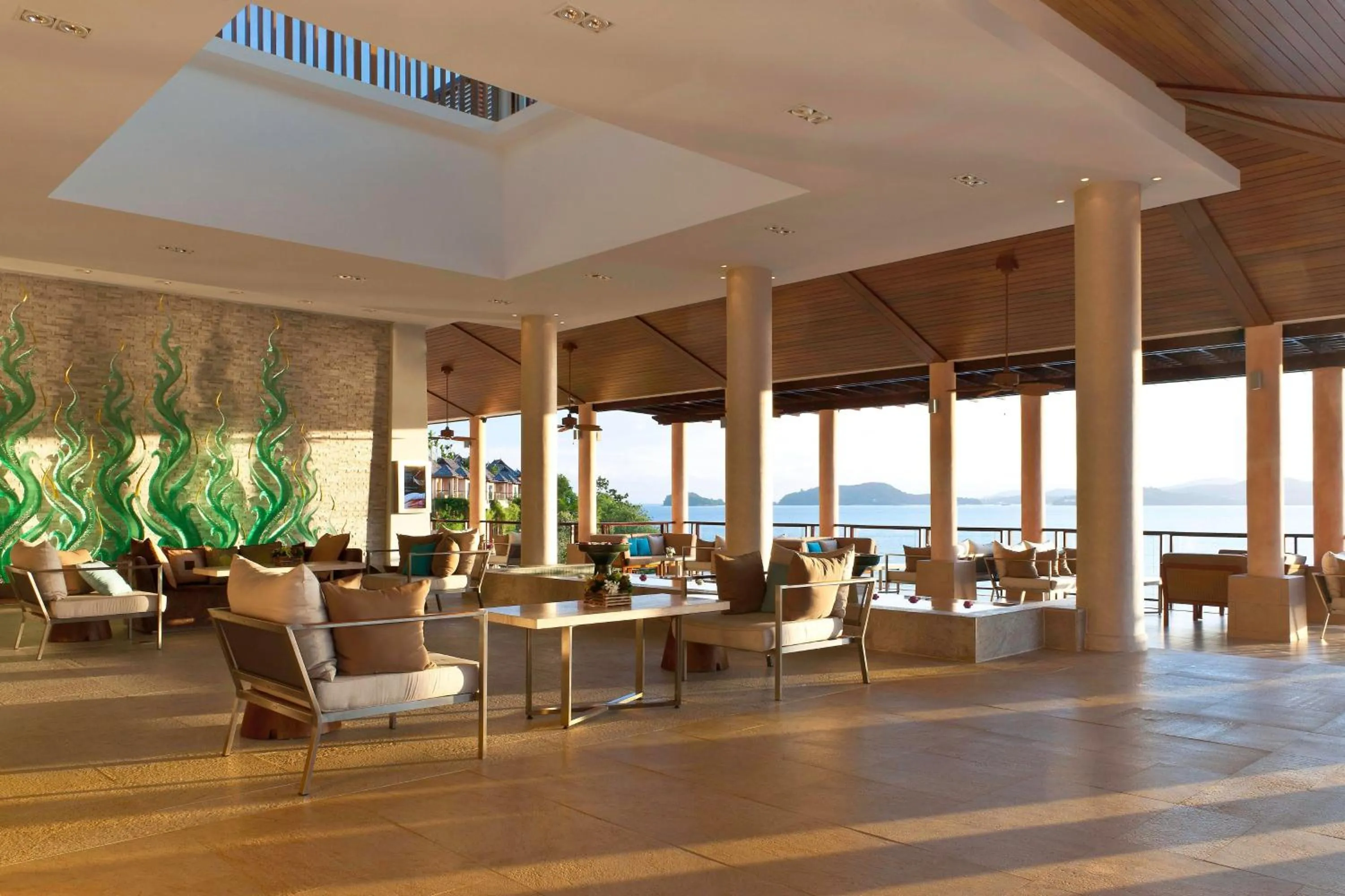 Lobby or reception in The Westin Siray Bay Resort & Spa, Phuket