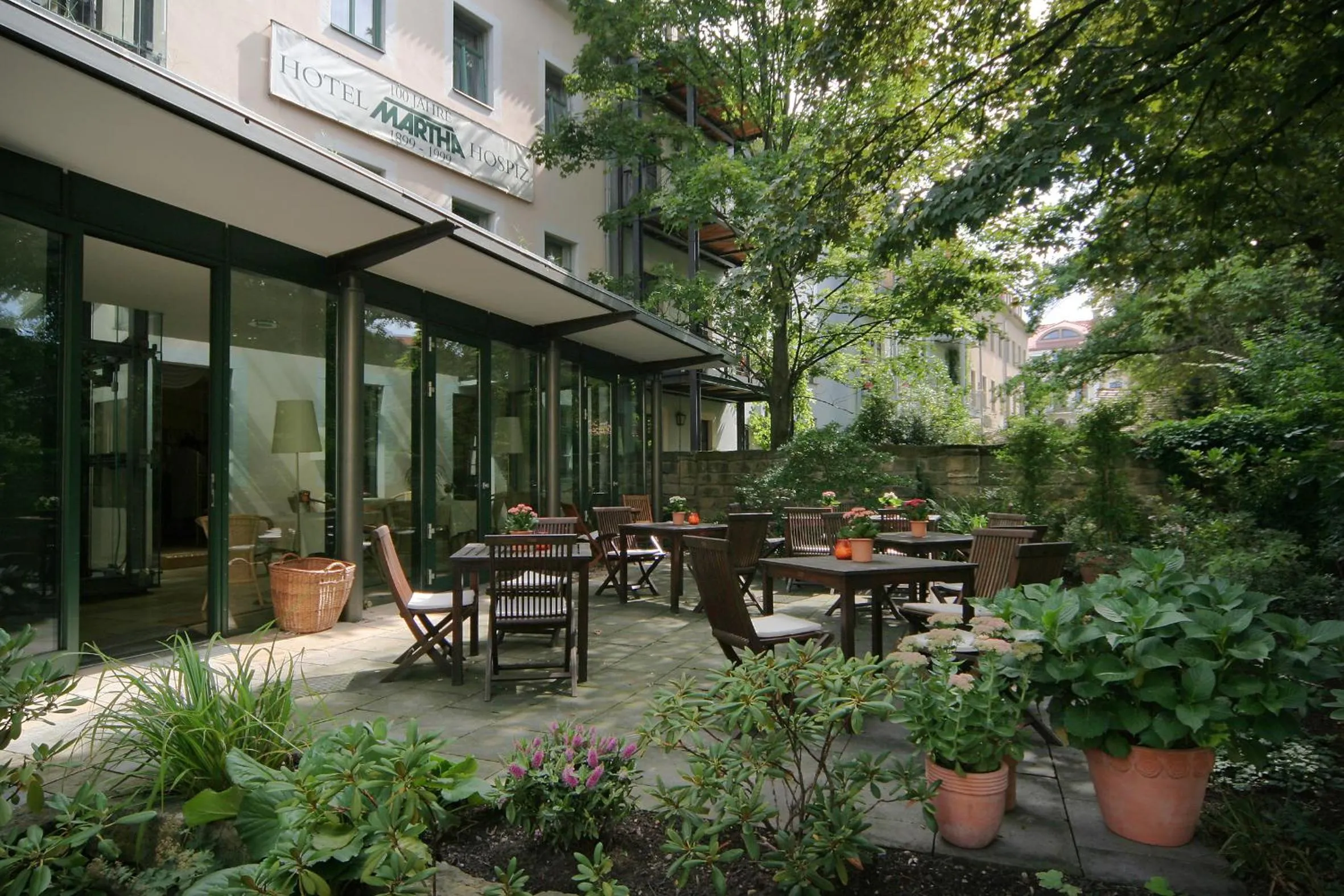 Restaurant/places to eat in Hotel Martha Dresden