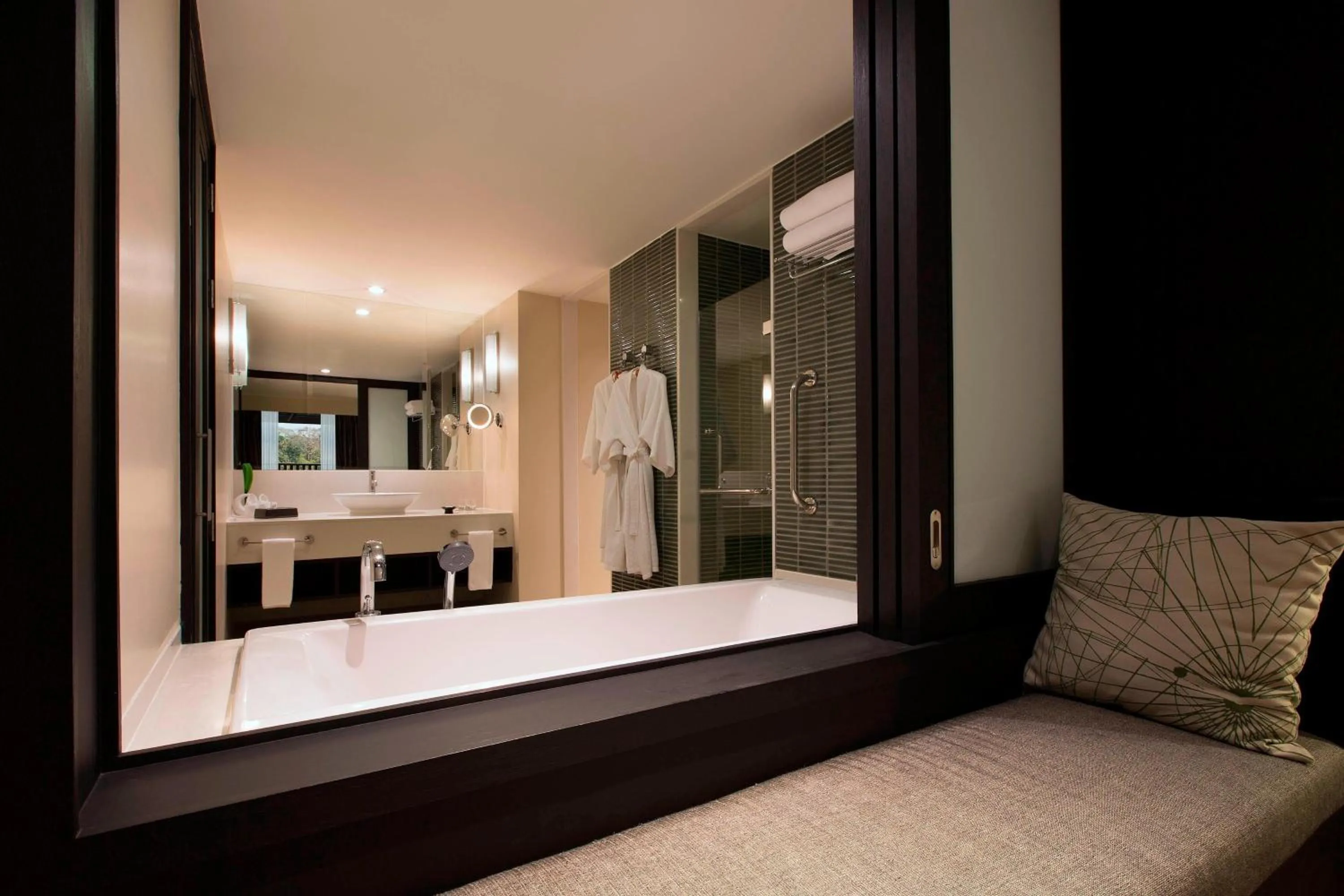 Bathroom, Bed in Le Meridien Chiang Rai Resort, Thailand