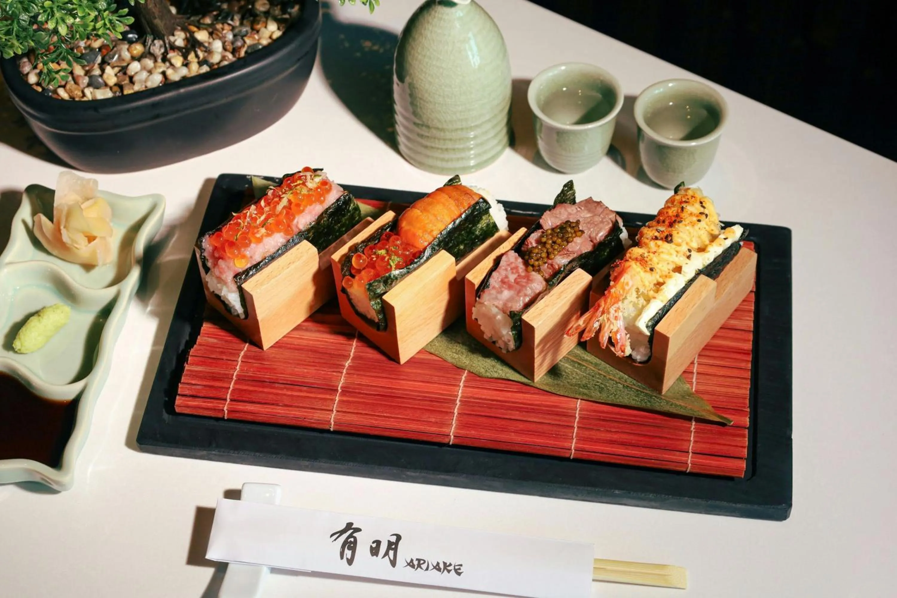 Restaurant/places to eat in Le Meridien Phuket Beach Resort