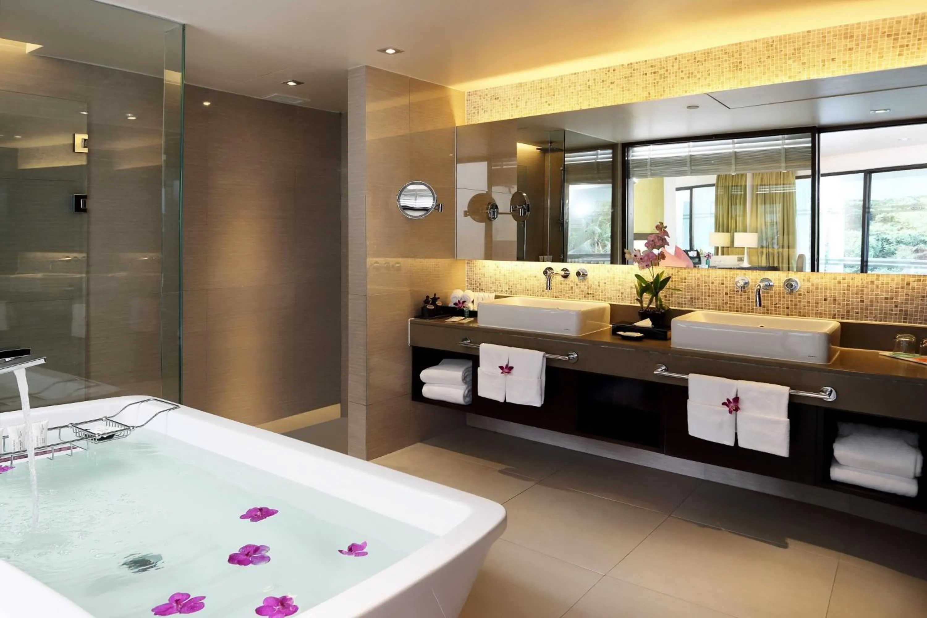 Bathroom in Le Meridien Phuket Beach Resort