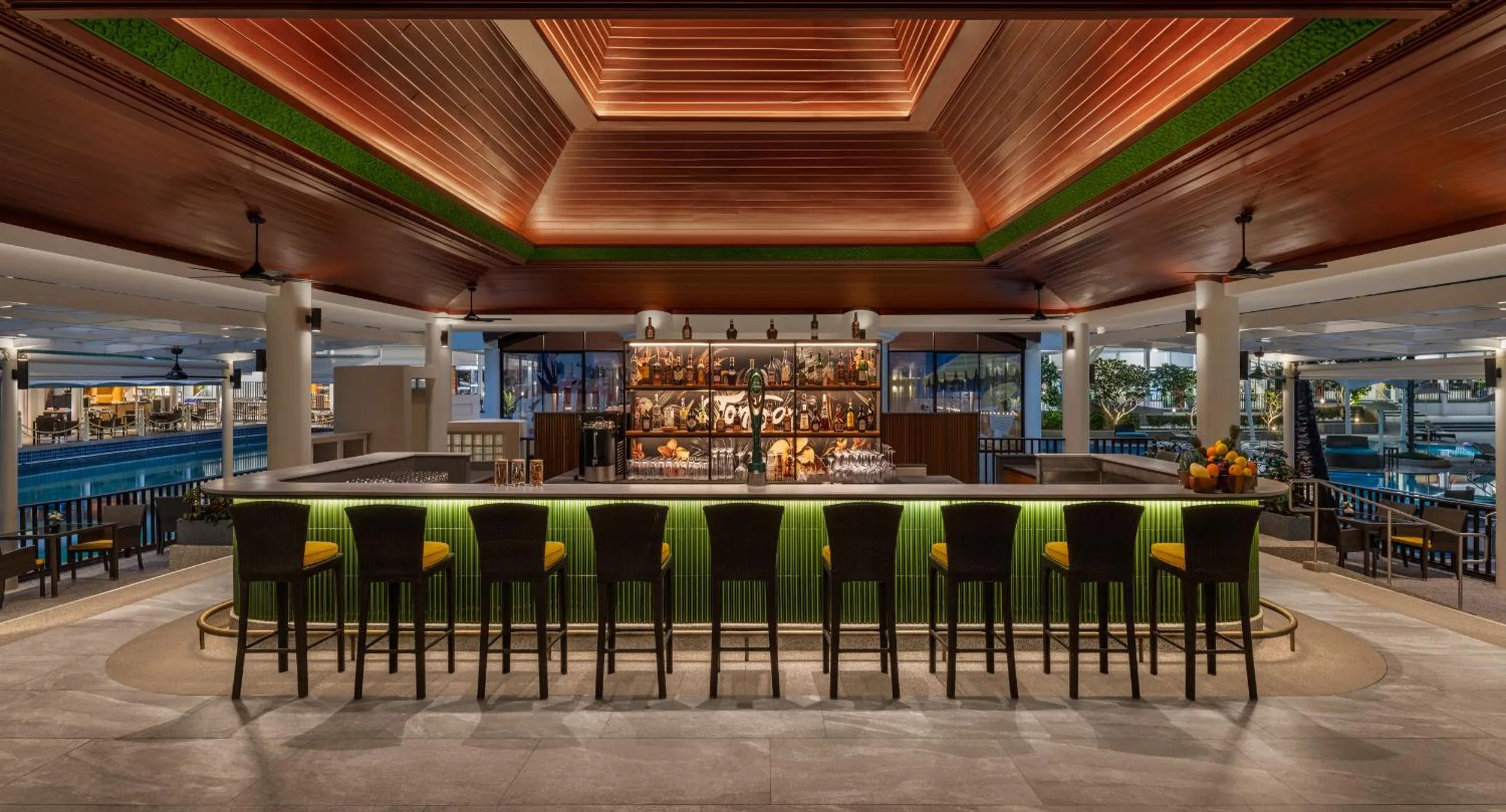 Restaurant/places to eat in Le Meridien Phuket Beach Resort