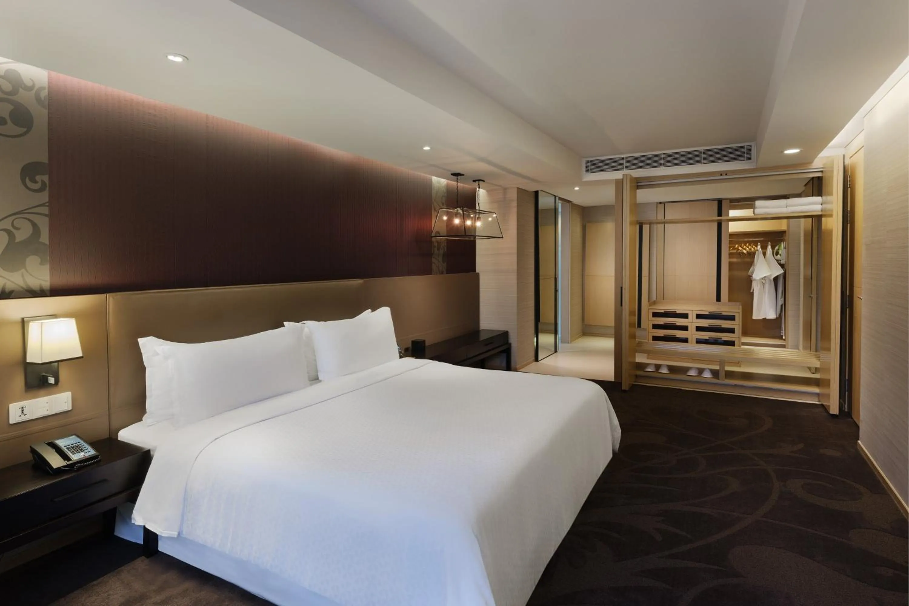 Bedroom in Four Points by Sheraton Bangkok, Sukhumvit 15
