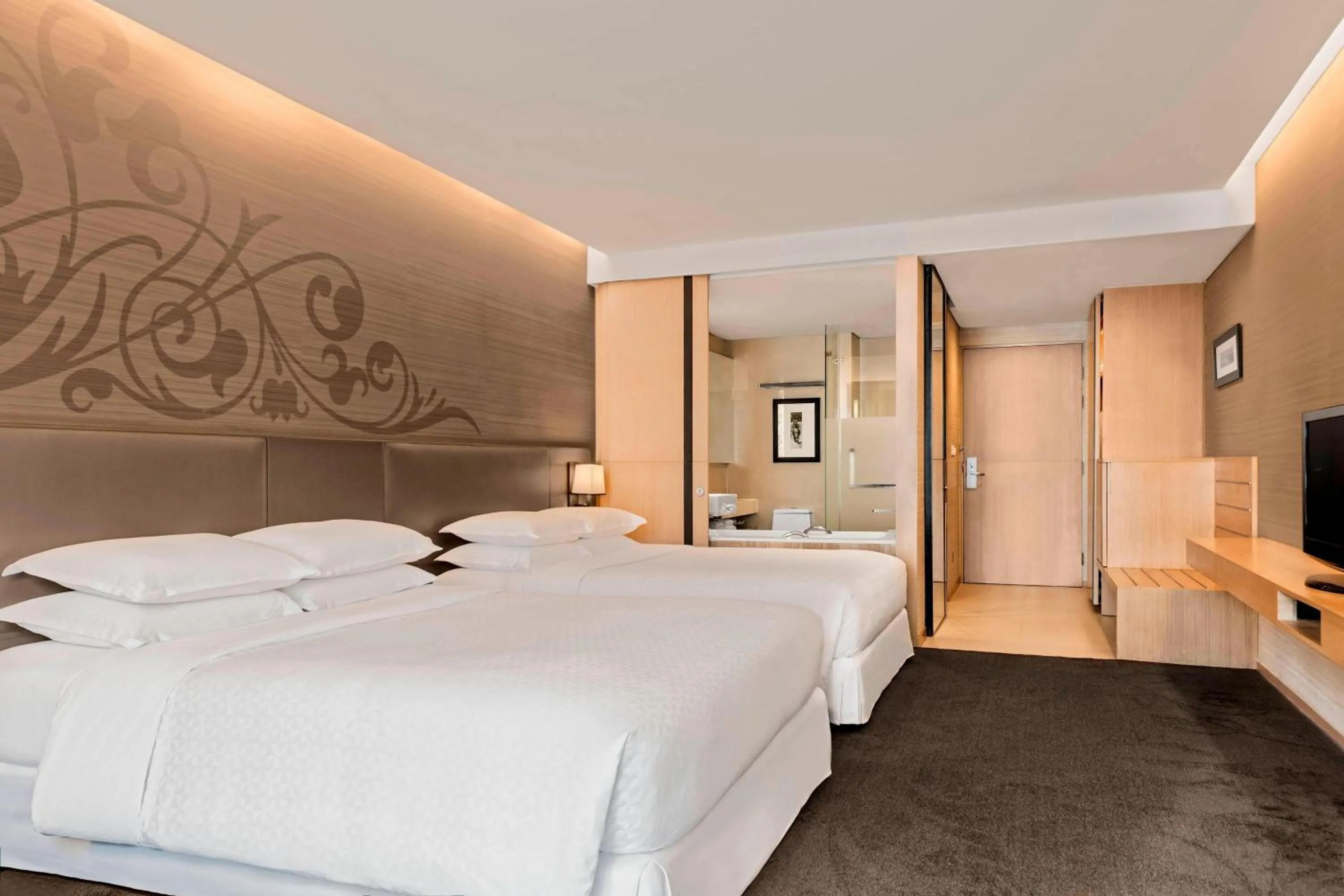 Photo of the whole room in Four Points by Sheraton Bangkok, Sukhumvit 15