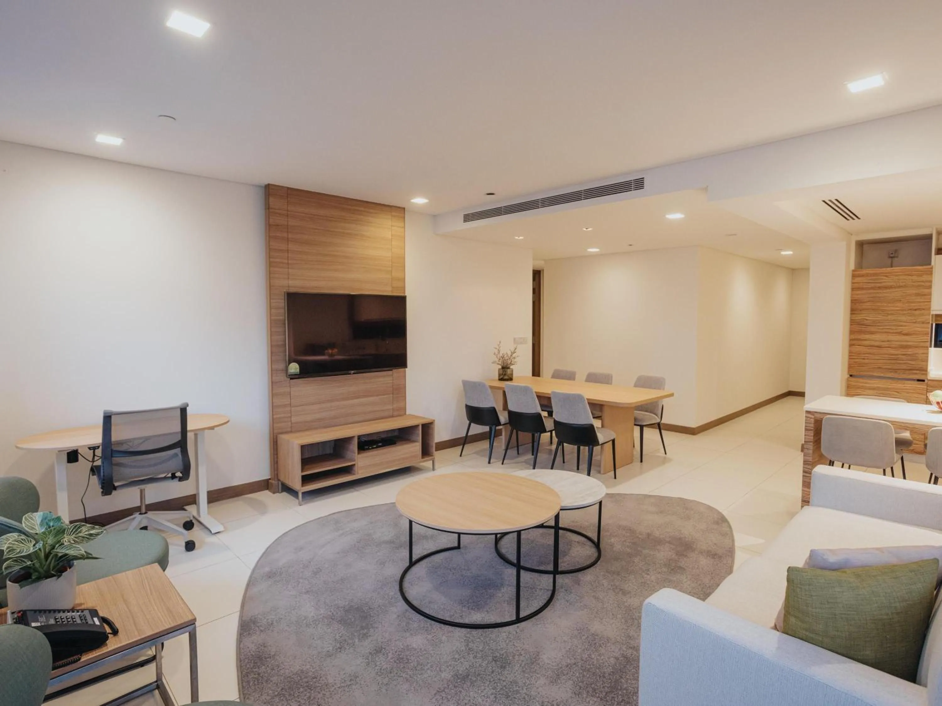 Bedroom in Novotel Living Singapore Orchard