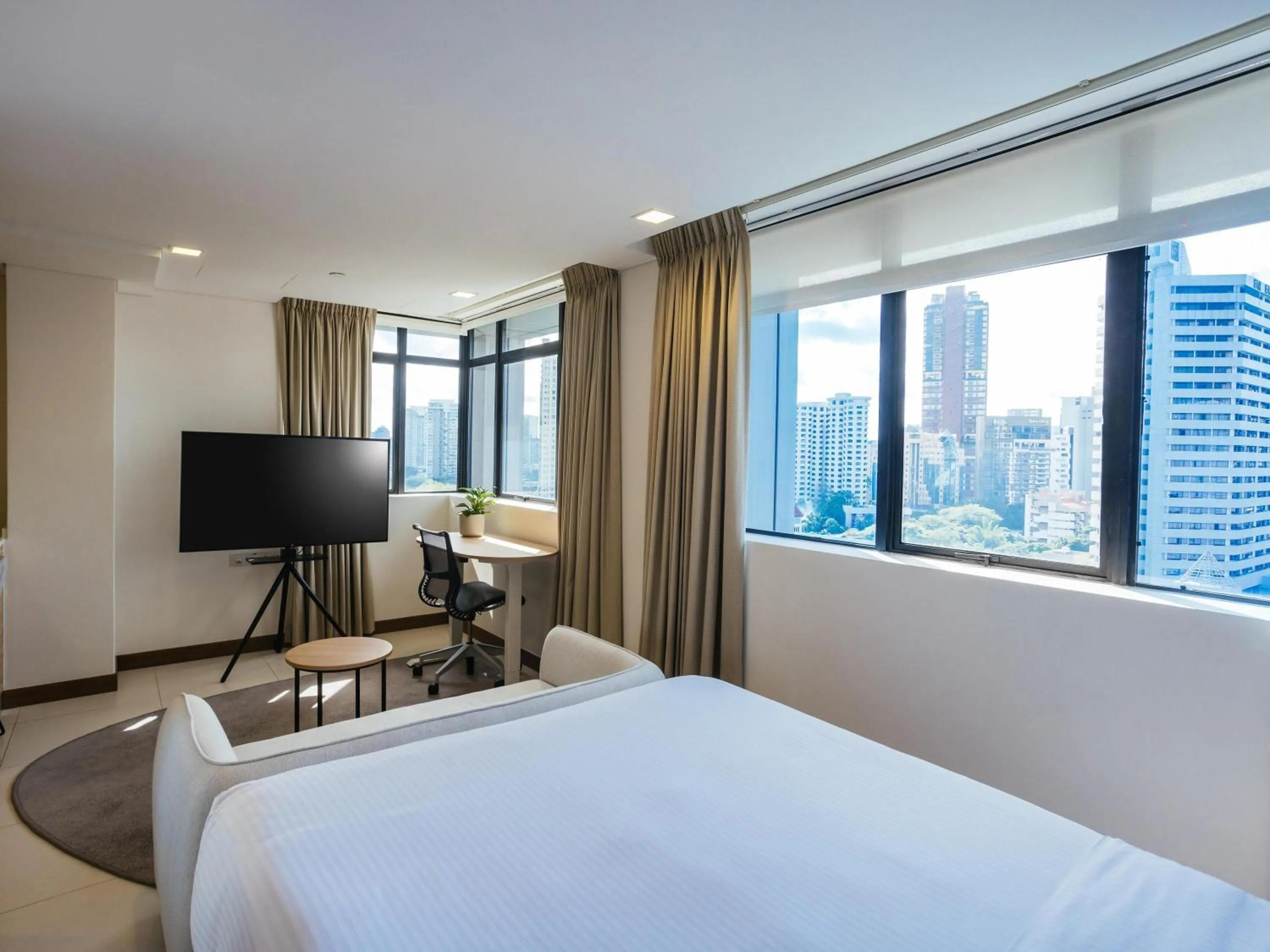Bedroom, Bed in Novotel Living Singapore Orchard