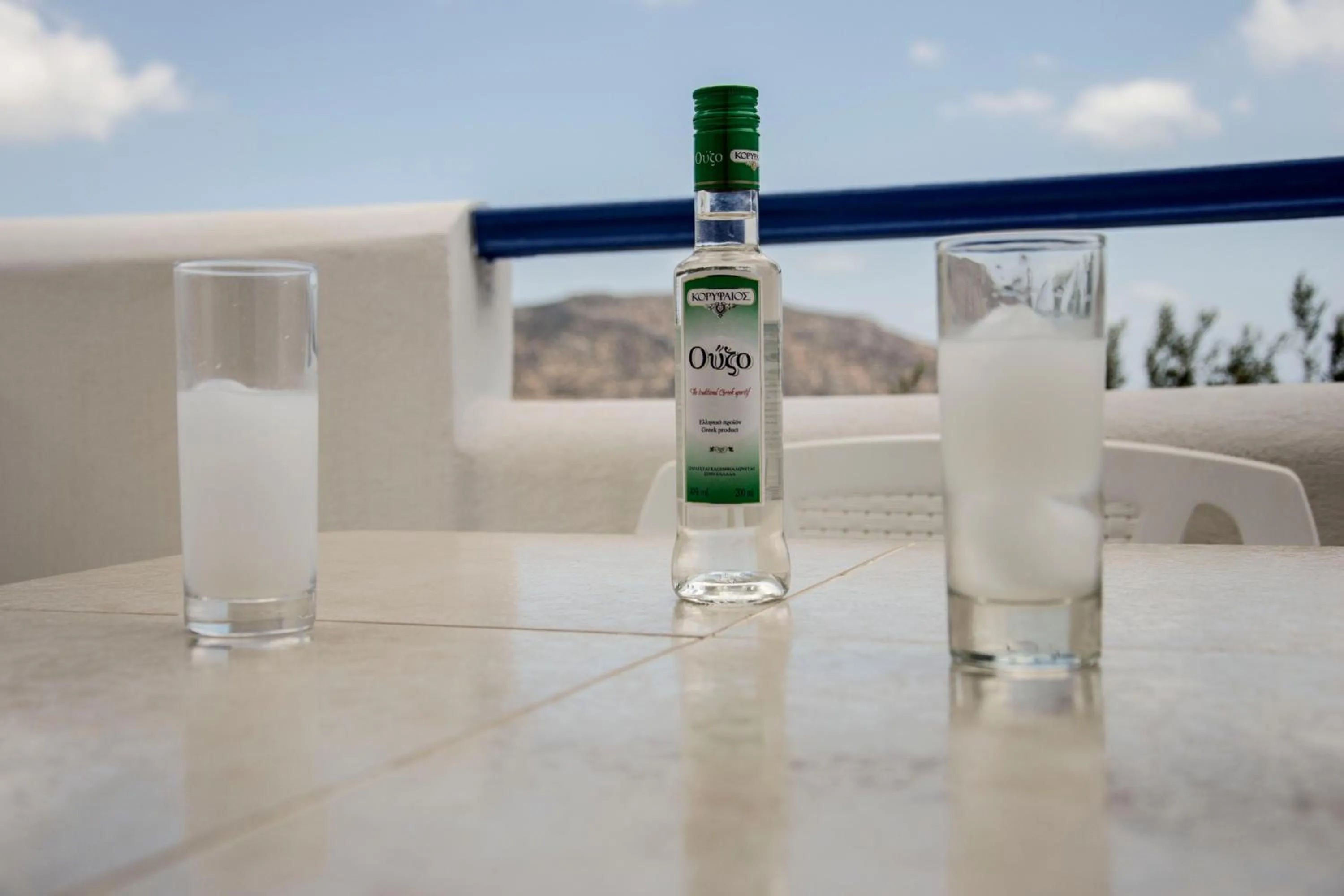 Vardes Hotel Studios