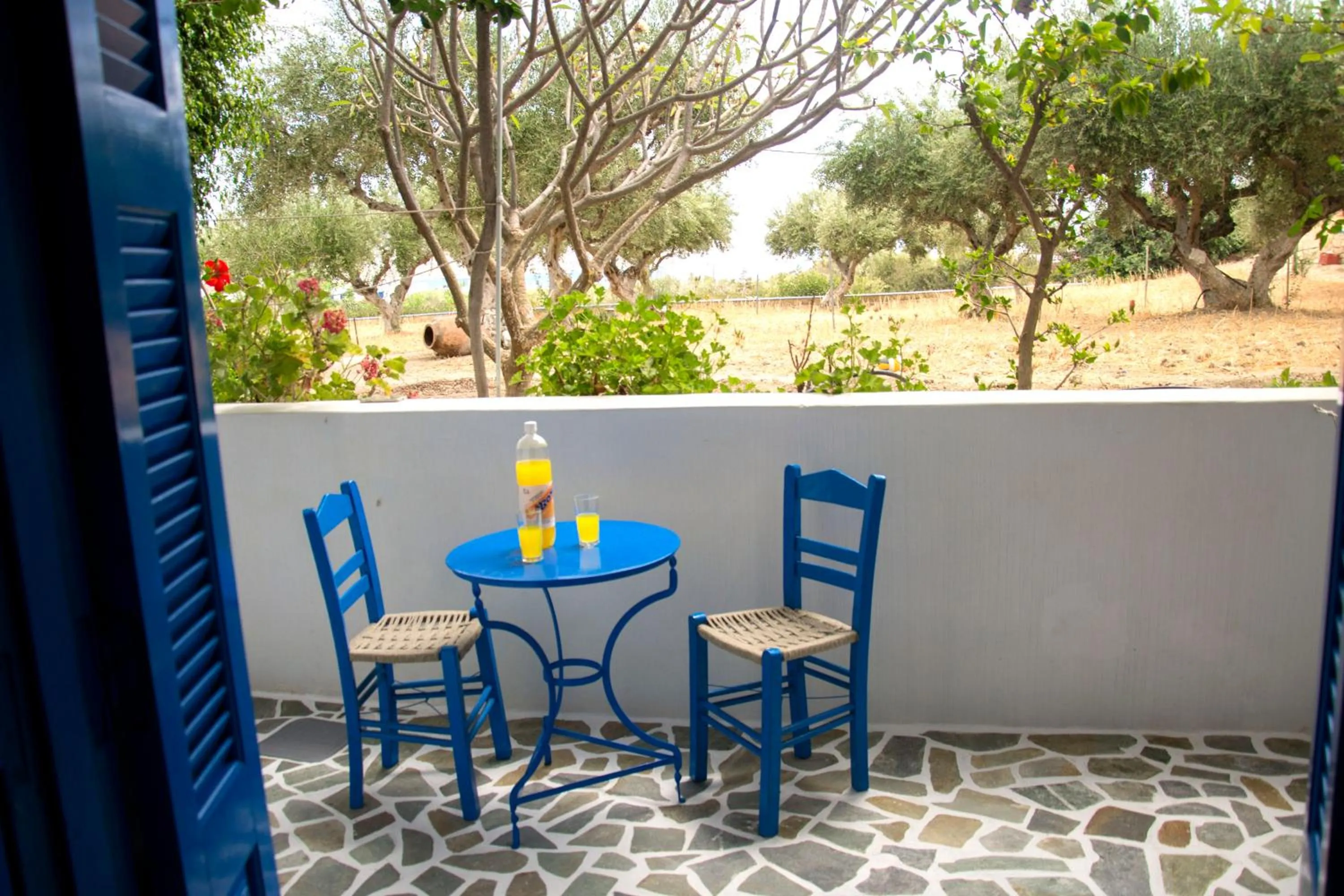 Vardes Hotel Studios