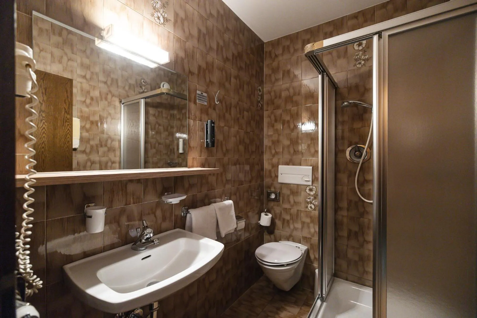 Shower in Hotel Mühlwald