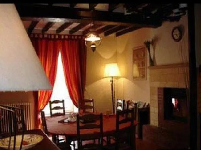 Restaurant/places to eat in La Mare aux 3 Diables