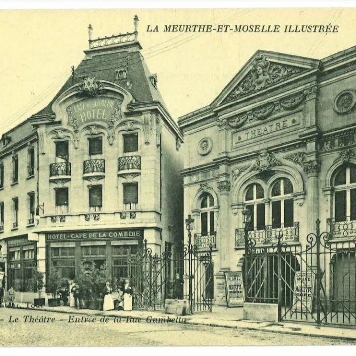 Facade/entrance in Hôtel La Villa Lorraine