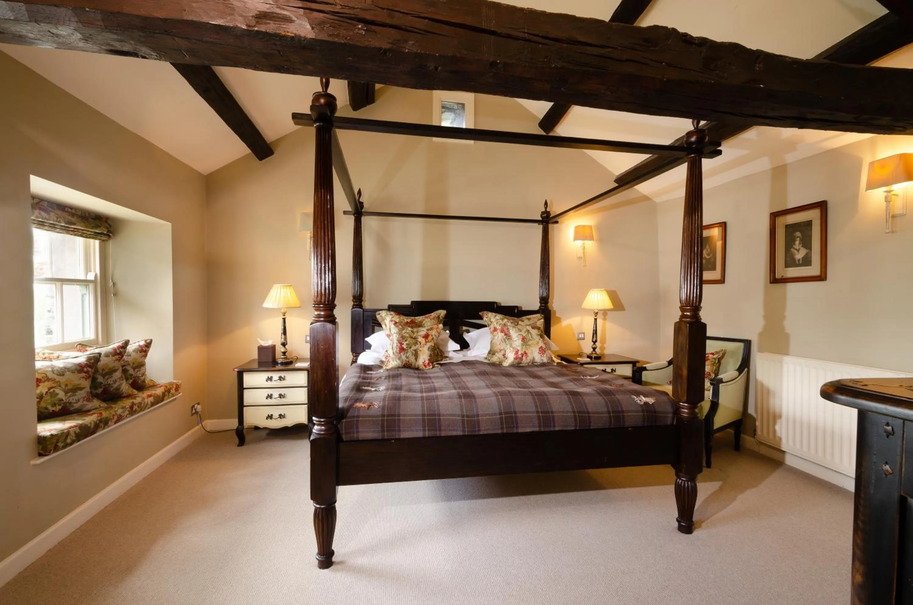 Bed in Eltermere Inn