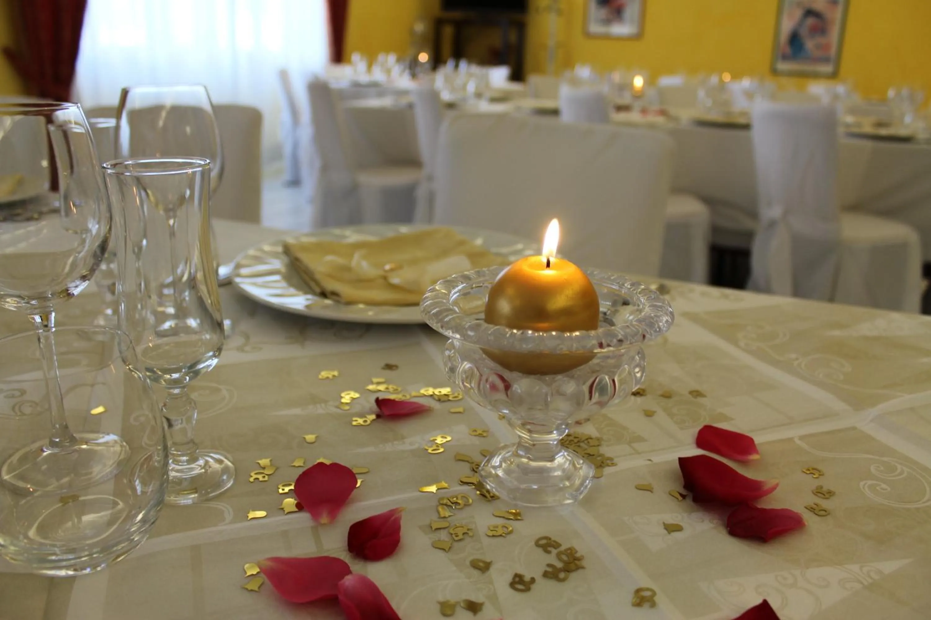 Restaurant/places to eat in Hotel Aquila