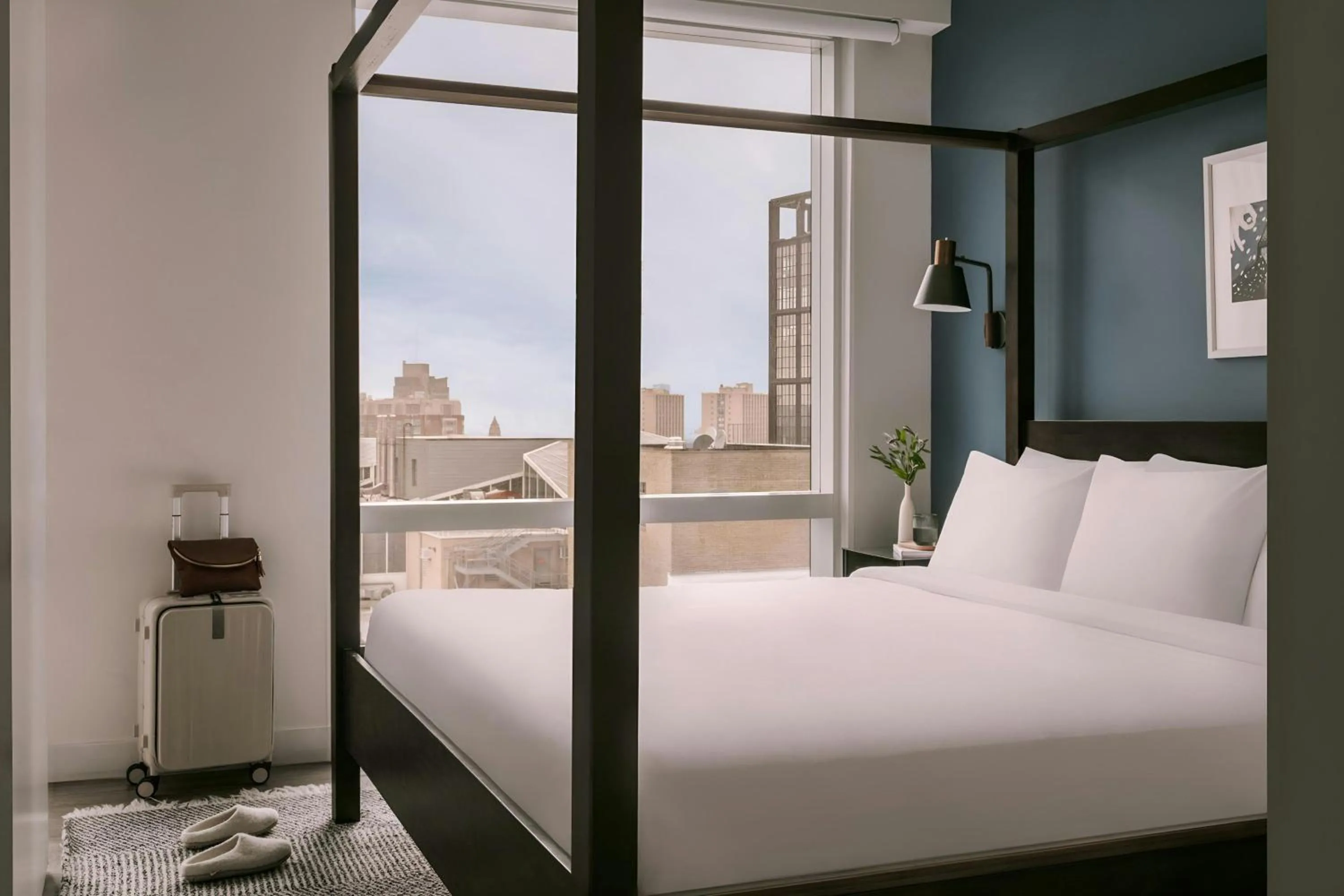 Bedroom, Bed in Sonder by Marriott Bonvoy Pierce Boston Apartments Fenway