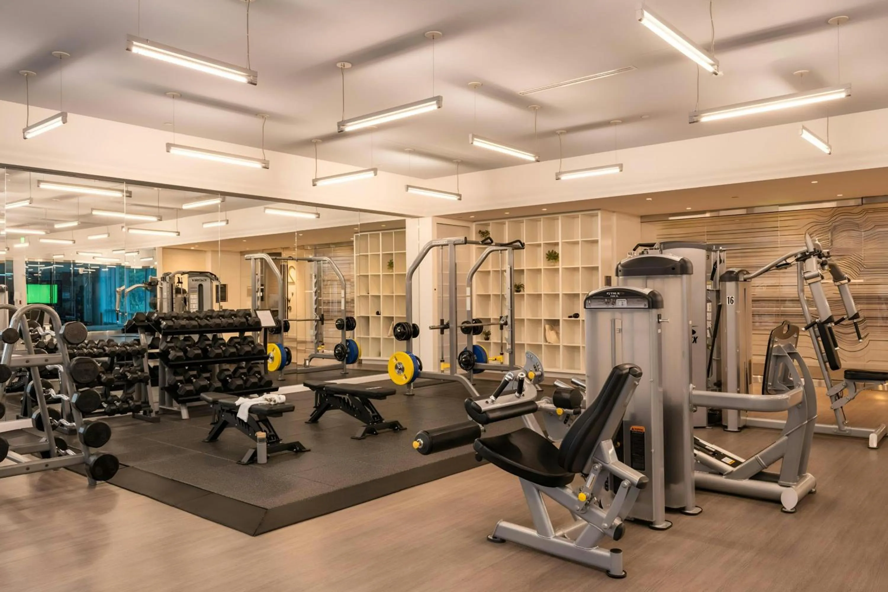 Fitness centre/facilities in Sonder by Marriott Bonvoy Pierce Boston Apartments Fenway