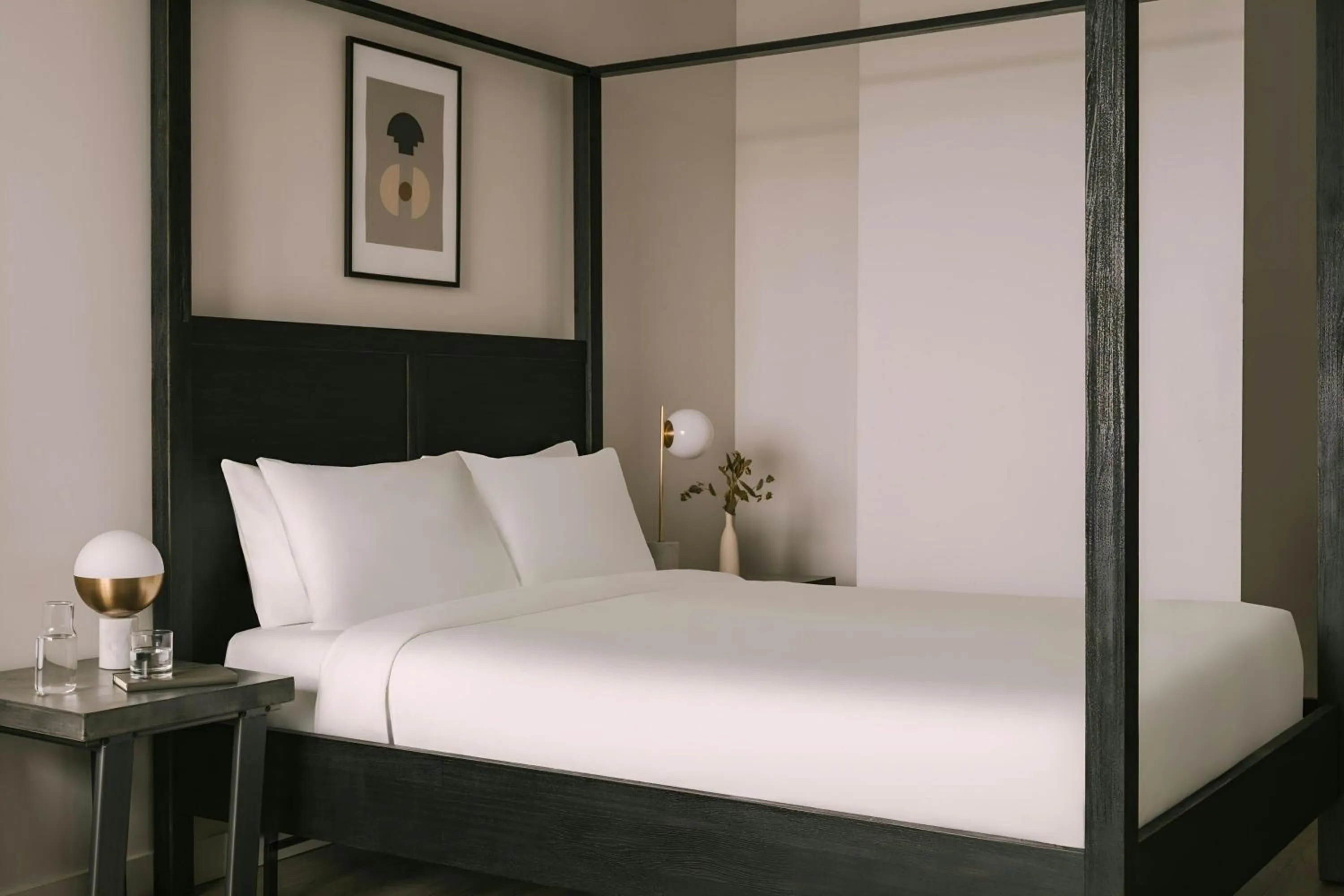 Bedroom, Bed in Sonder by Marriott Bonvoy Pierce Boston Apartments Fenway