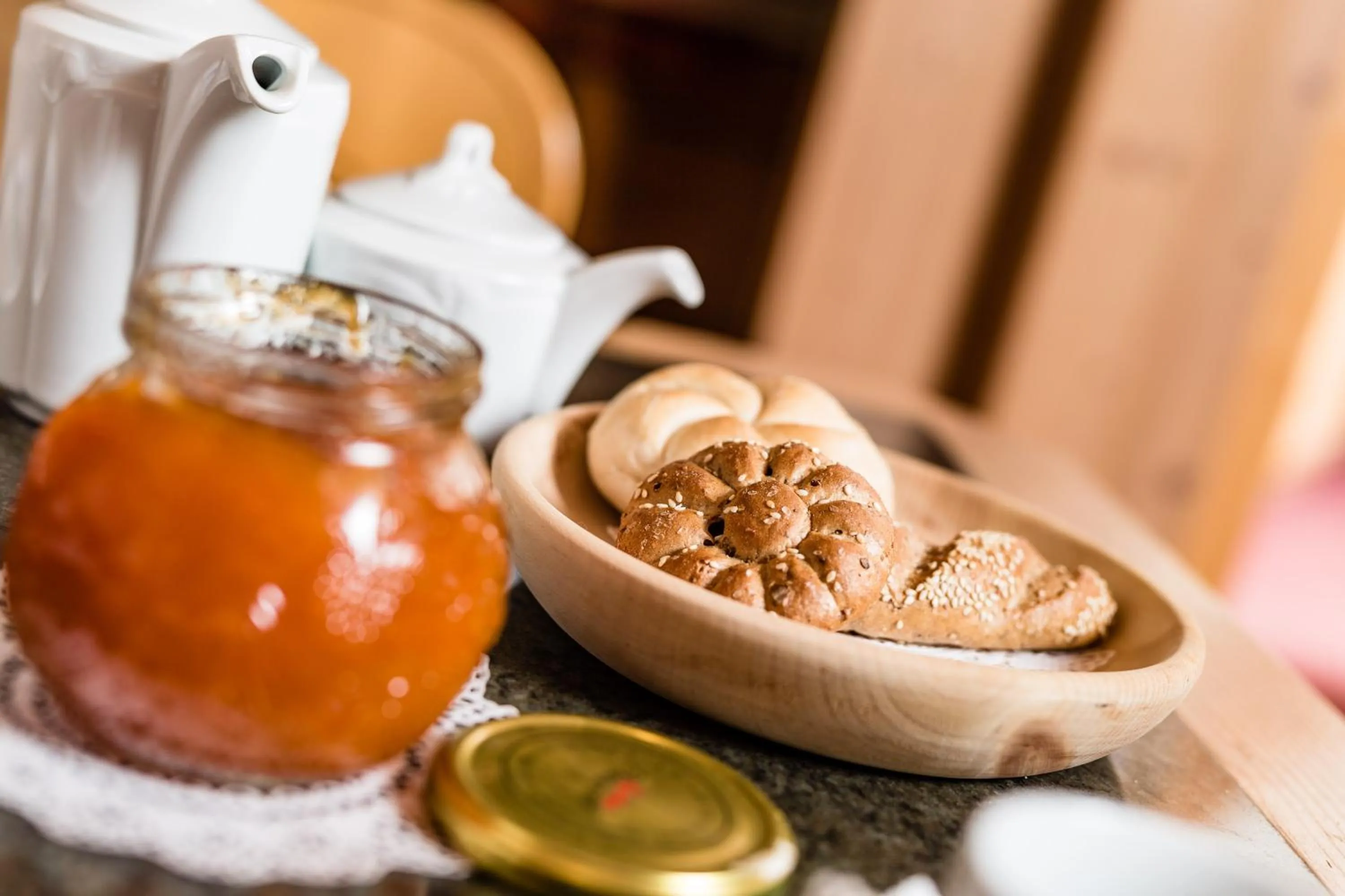 Food and drinks in Suites Hotel Garden