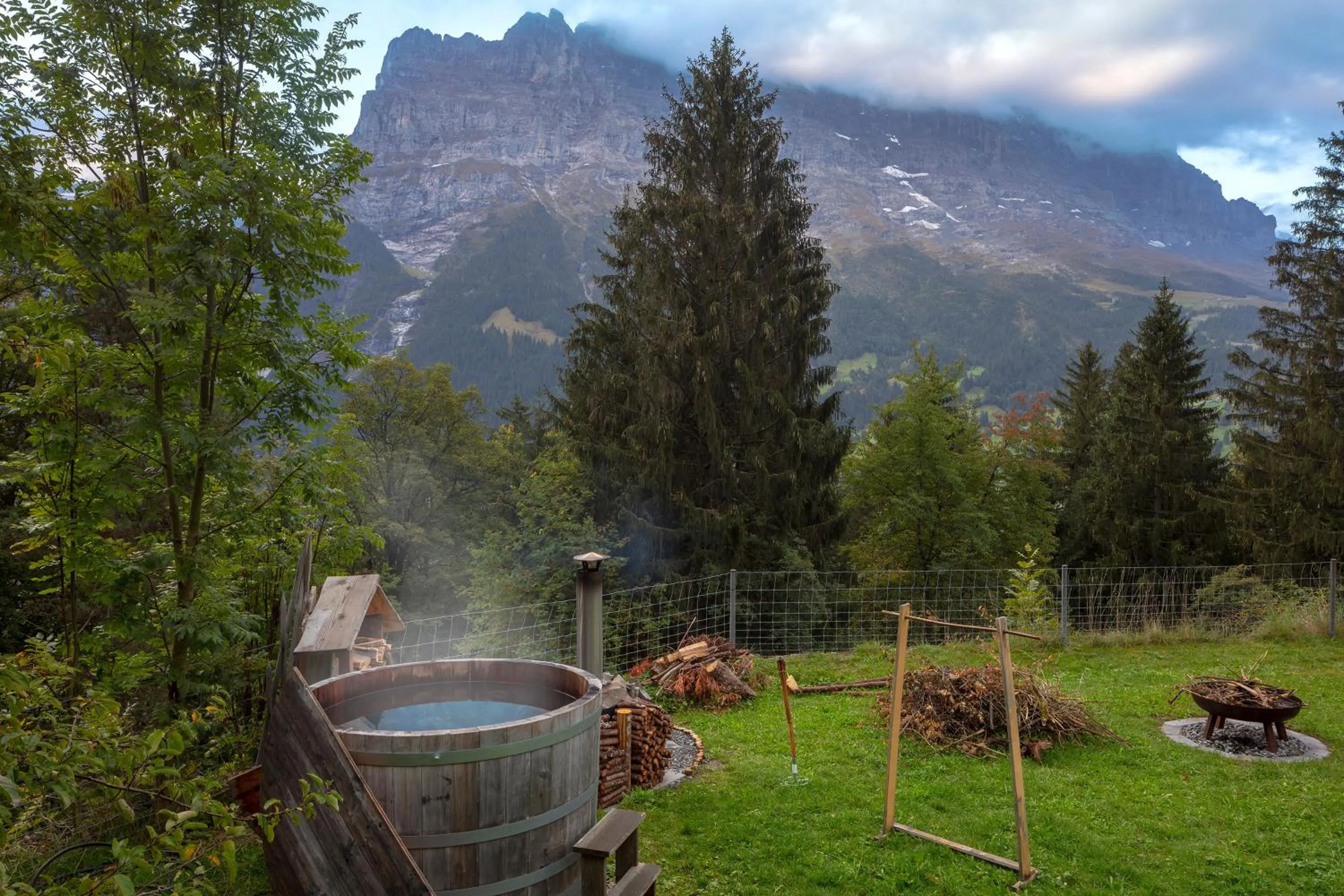Hot Tub in Grindelwald Youth Hostel