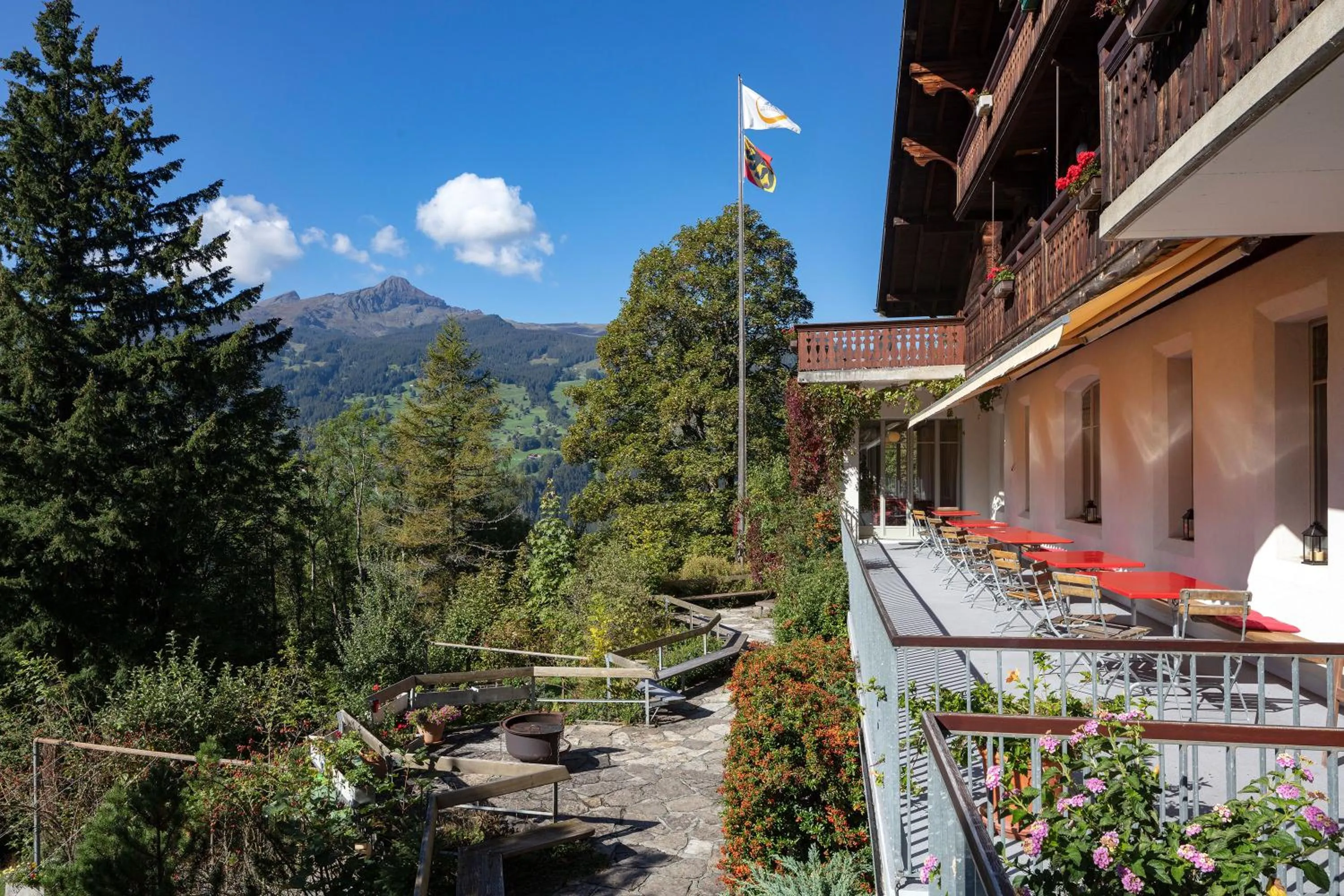 Balcony/Terrace in Grindelwald Youth Hostel