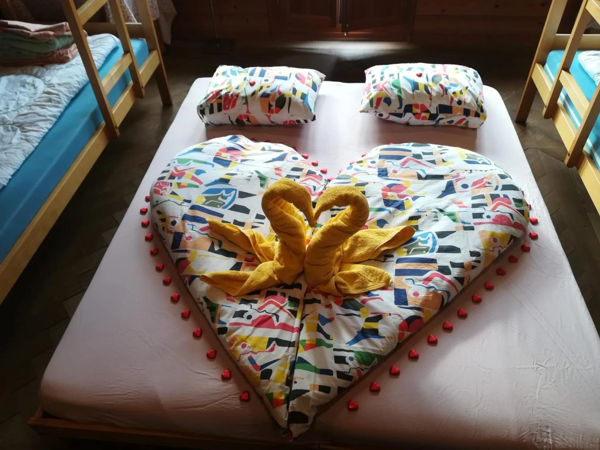 Photo of the whole room, Bed in Grindelwald Youth Hostel