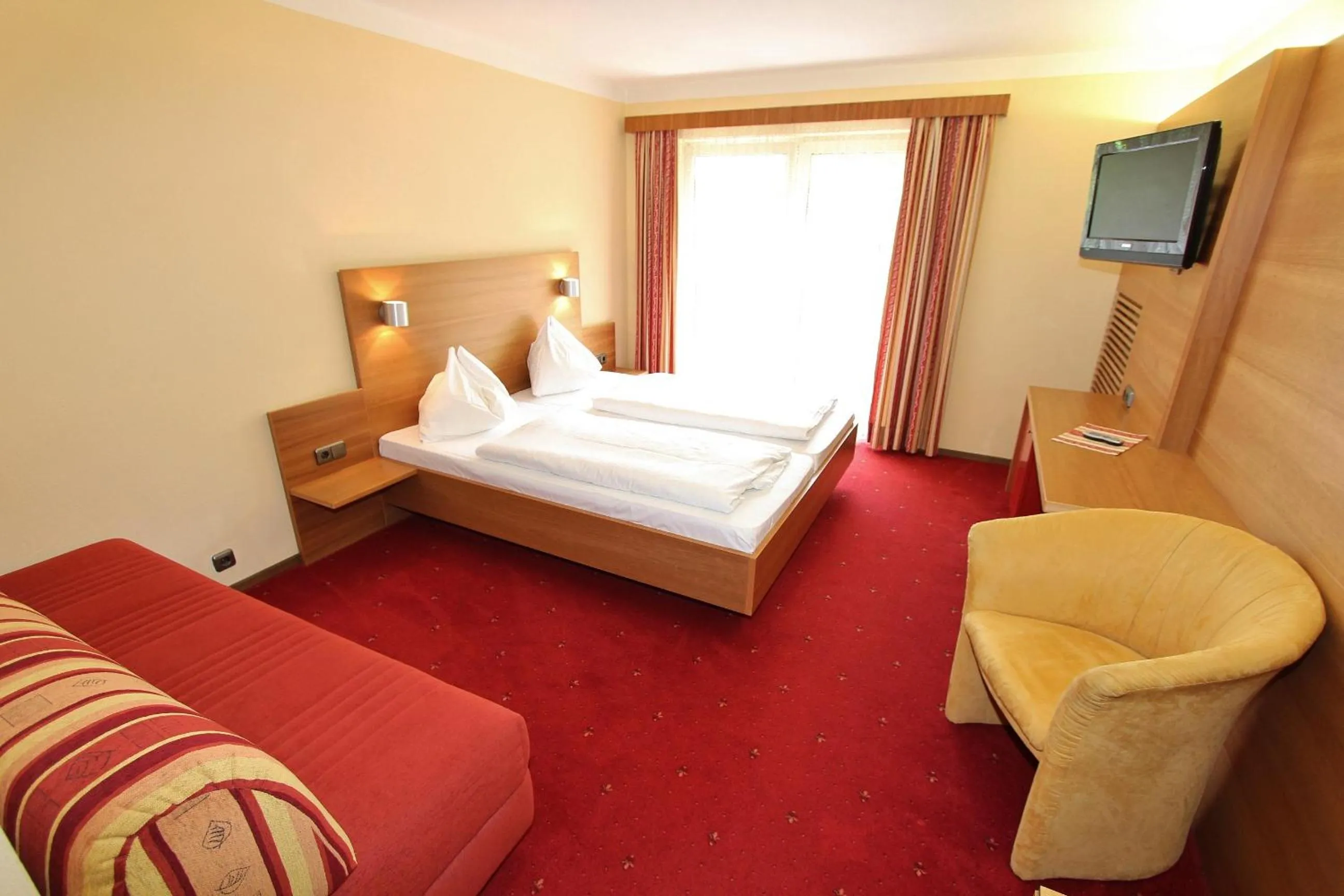 Photo of the whole room, Bed in Gasthof Zinkenbachmühle