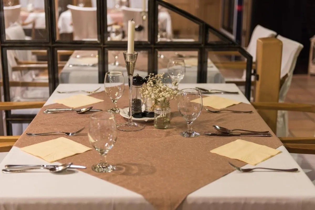 Restaurant/places to eat in Hotel Koníček