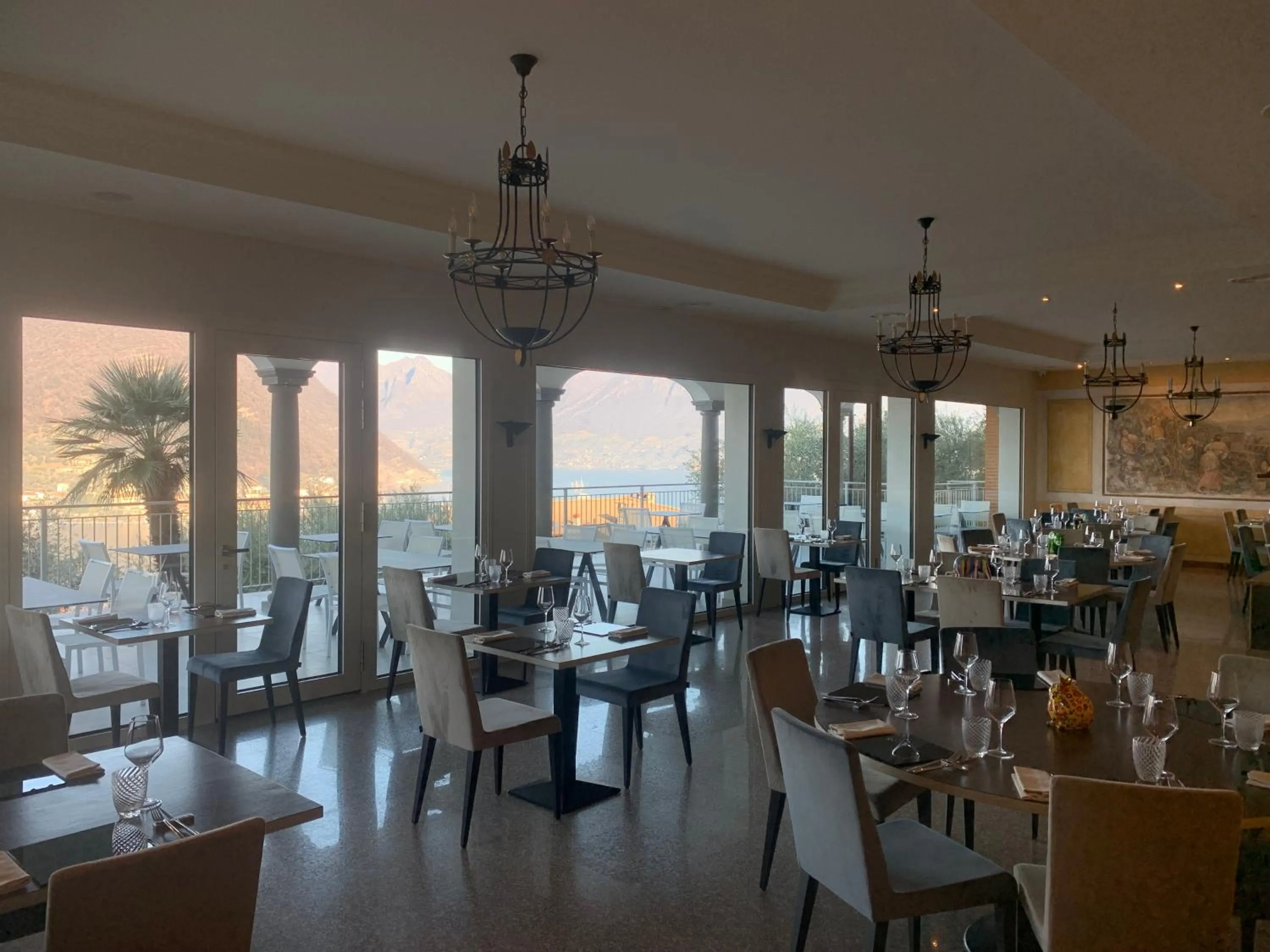 Restaurant/places to eat in Pernice 77