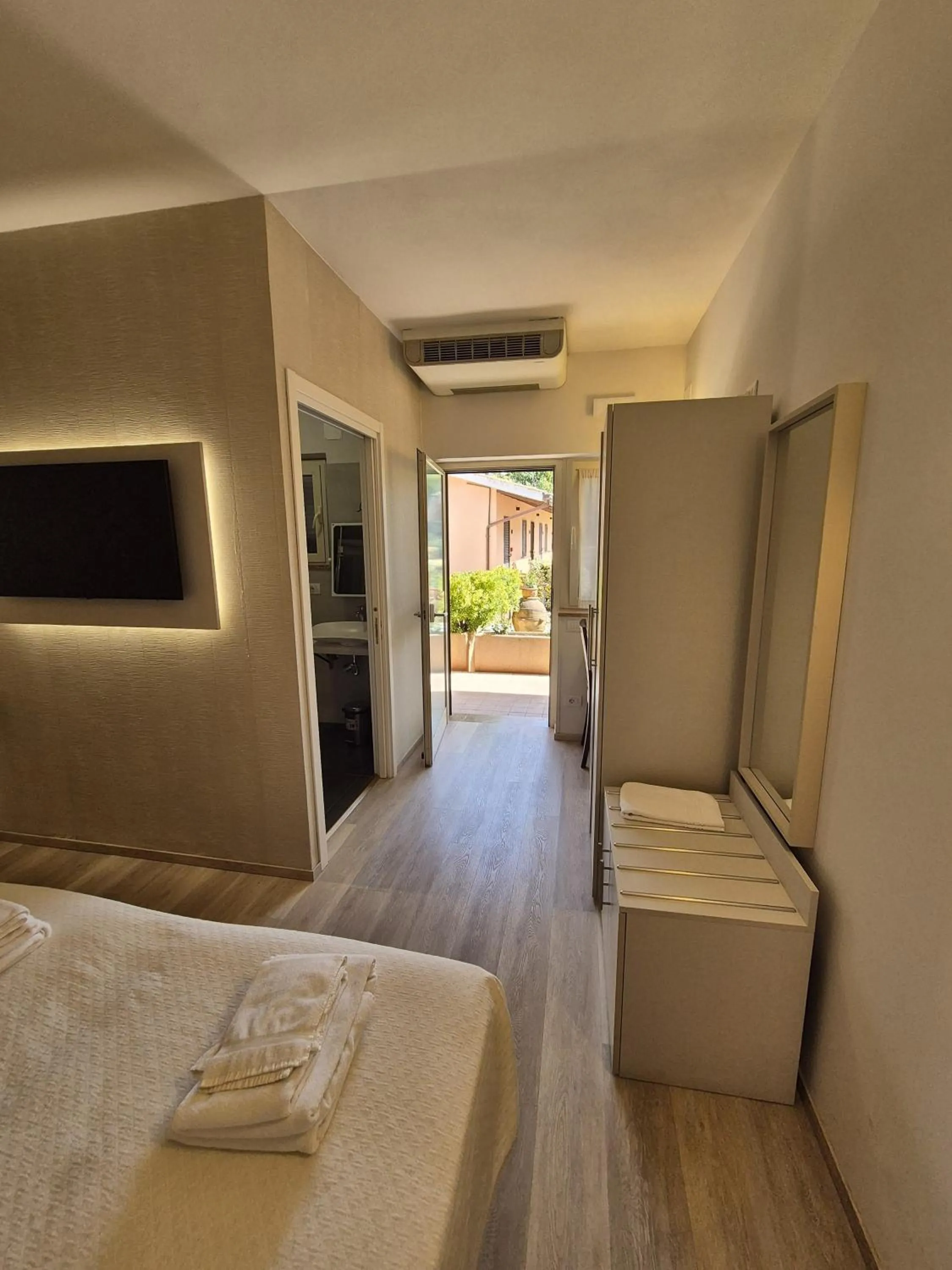 Photo of the whole room, Bed in Hotel Bellavista