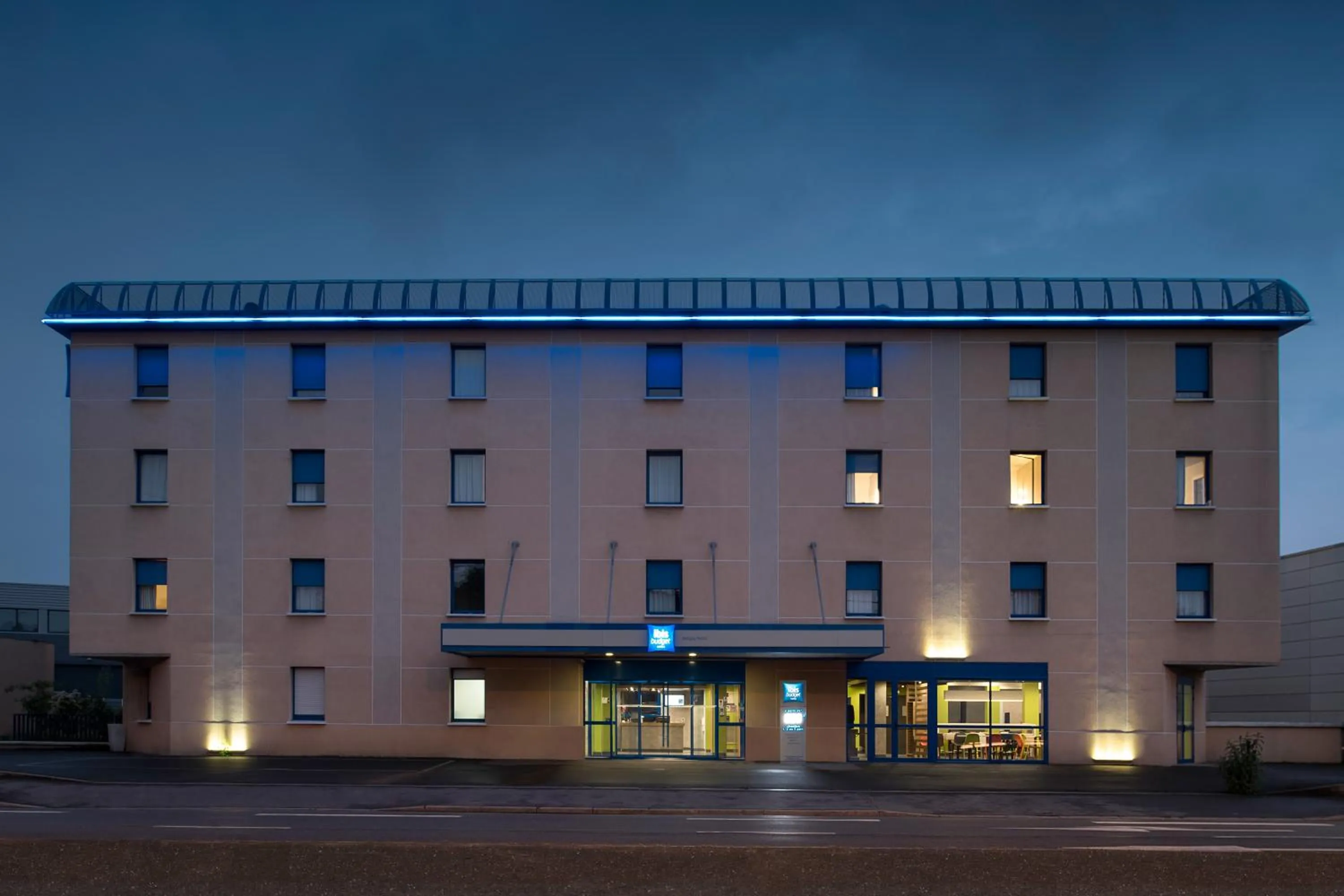 Property building in ibis Budget Bobigny Pantin