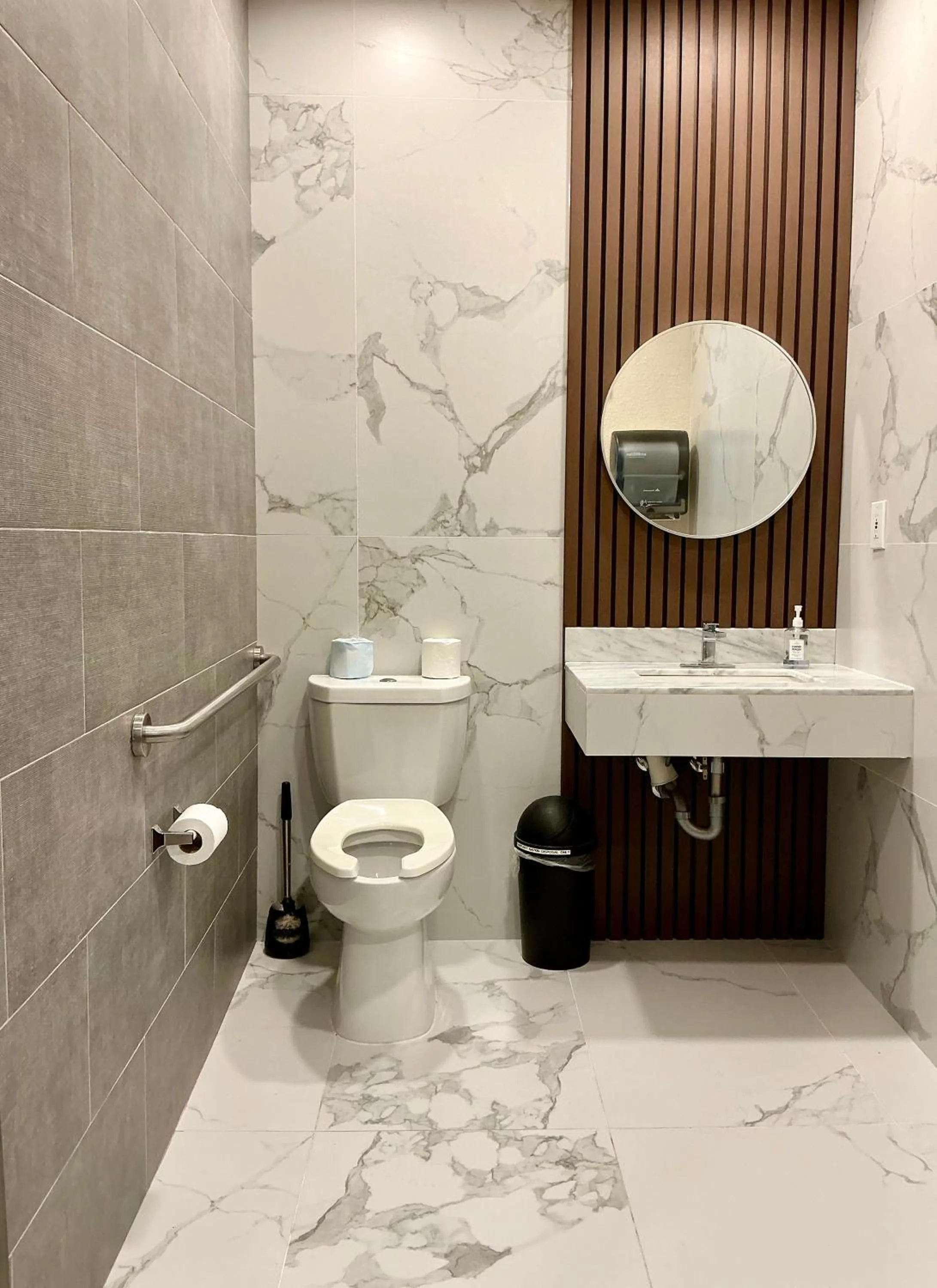 Property building in Days Inn by Wyndham Arlington