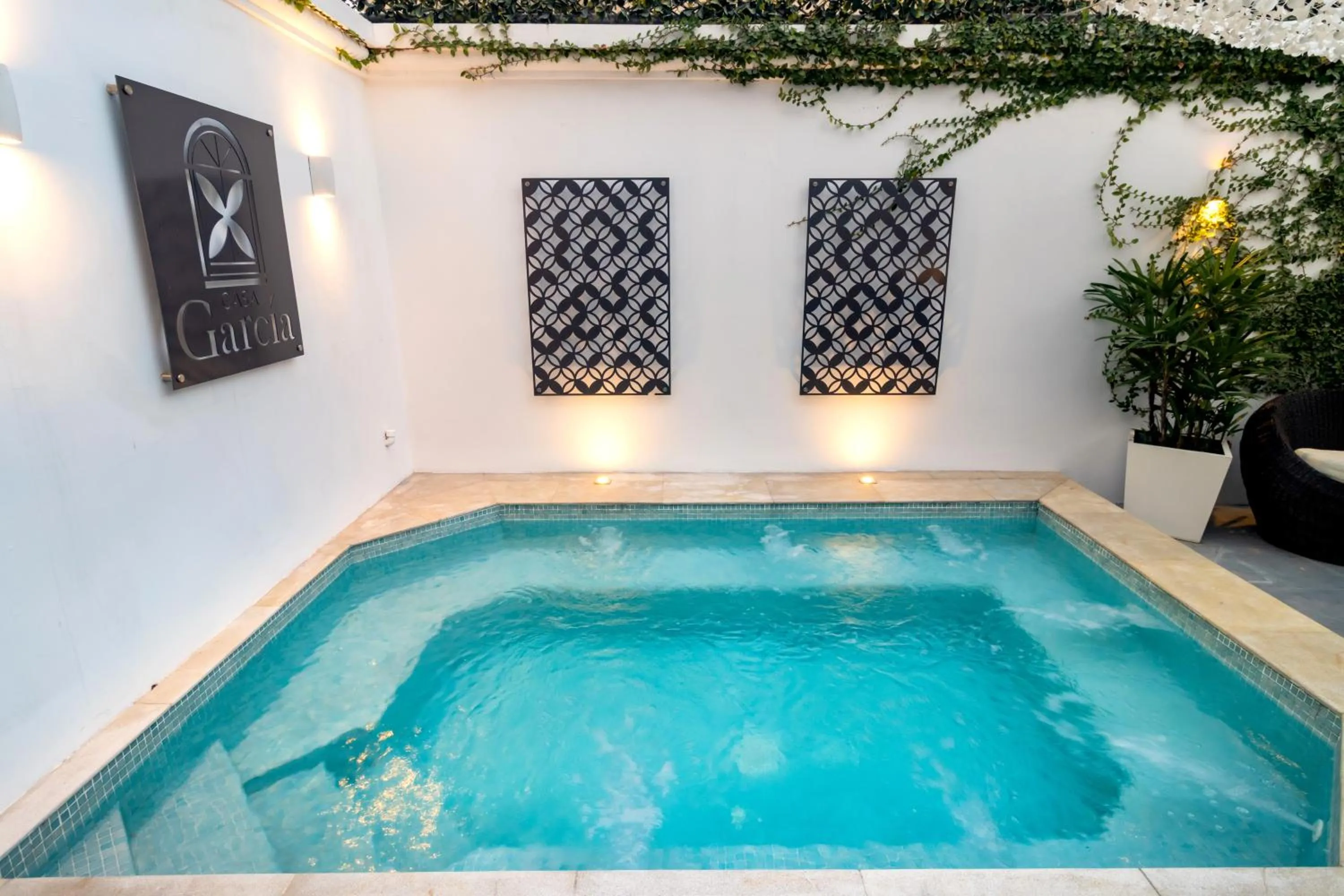 Swimming pool in Casa García