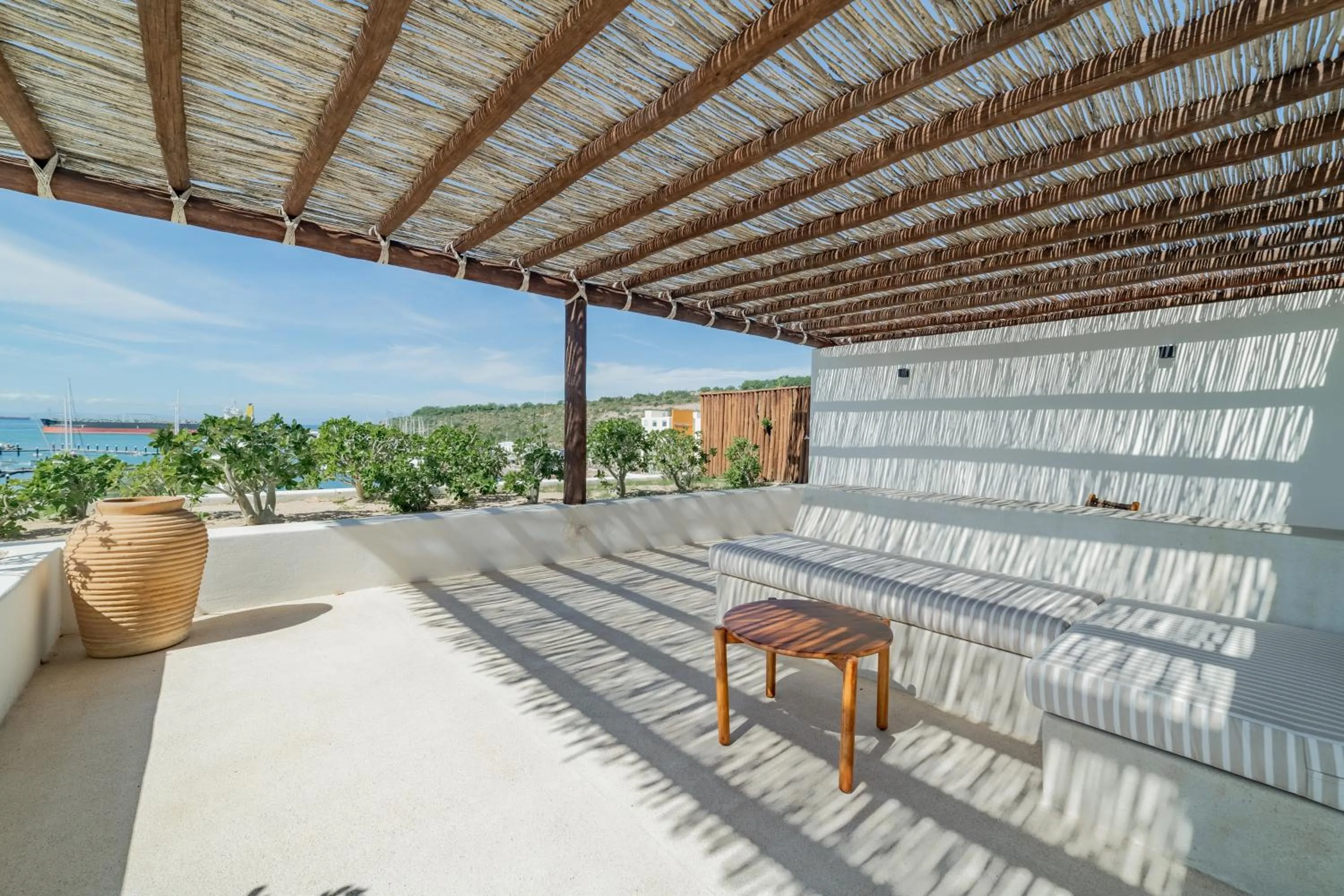 Balcony/Terrace in Hotel Indigo La Paz Puerta Cortes by IHG