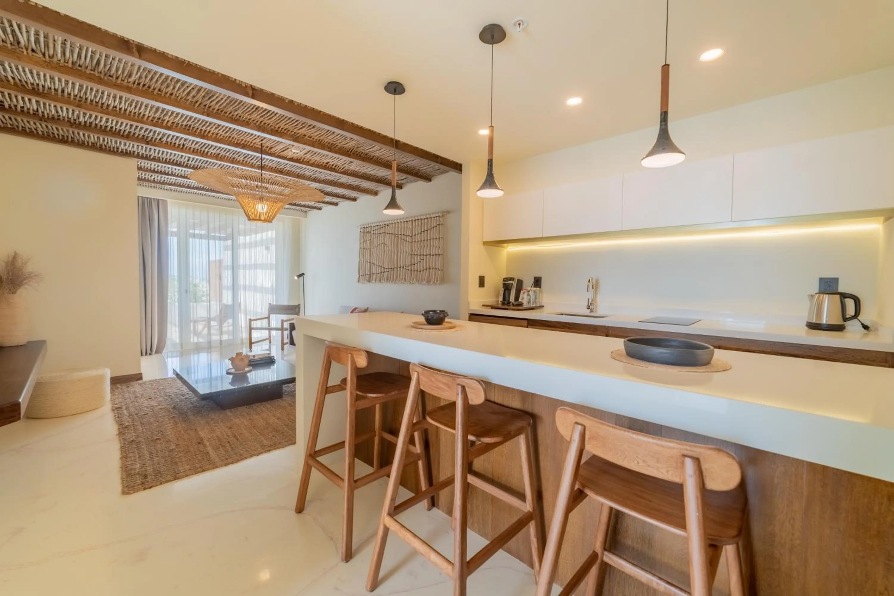 Kitchen or kitchenette in Hotel Indigo La Paz Puerta Cortes by IHG