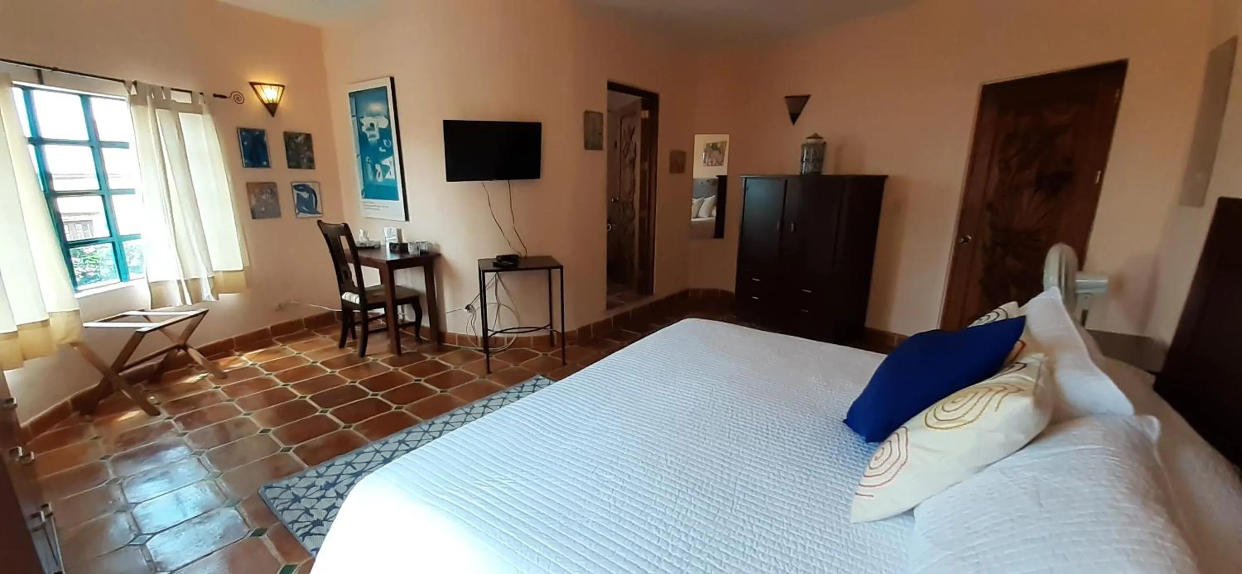 Photo of the whole room, Bed in Casa Frida B&B