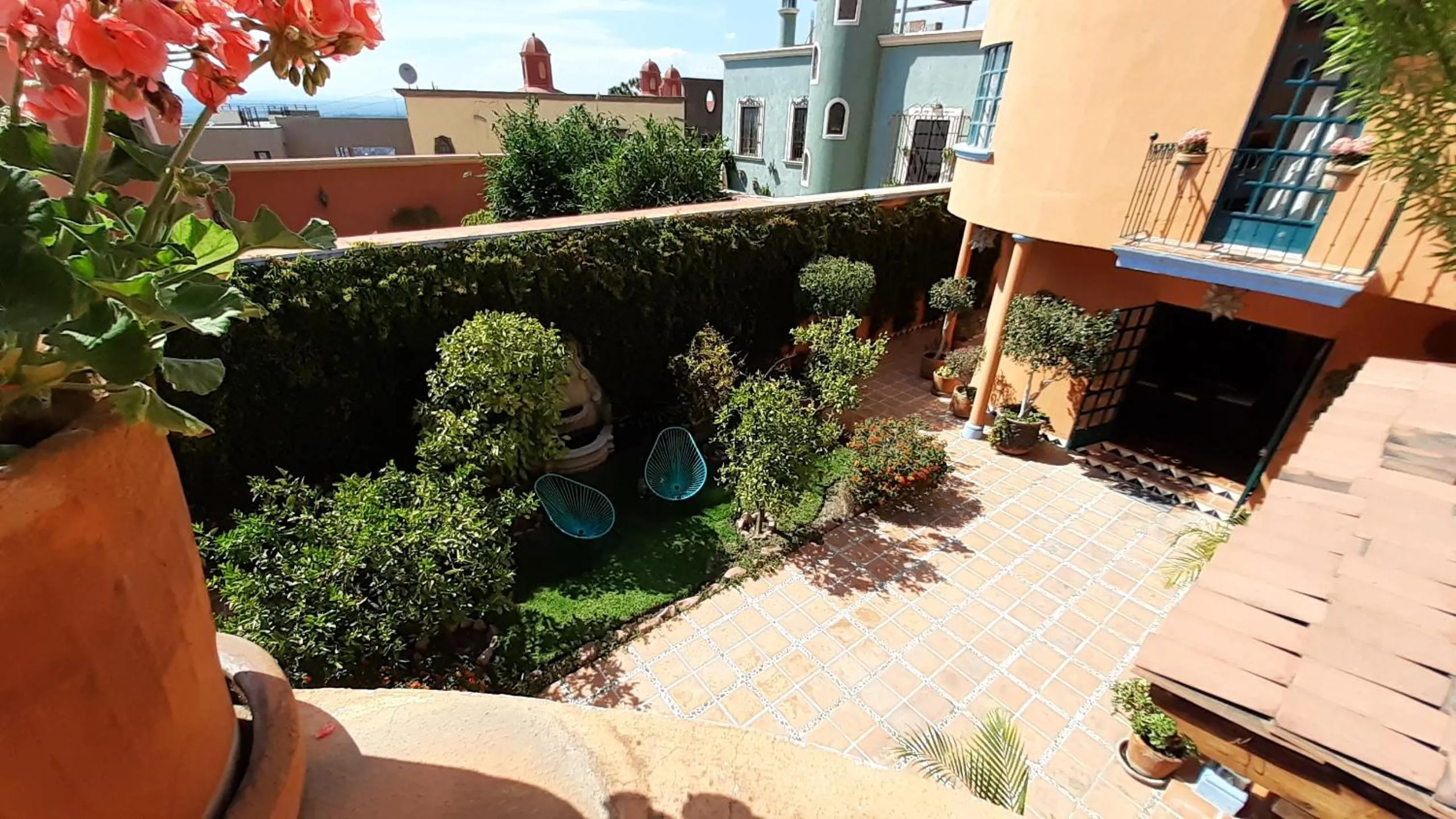 Garden in Casa Frida B&B