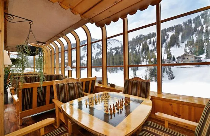 Lobby or reception in Alta Peruvian Lodge