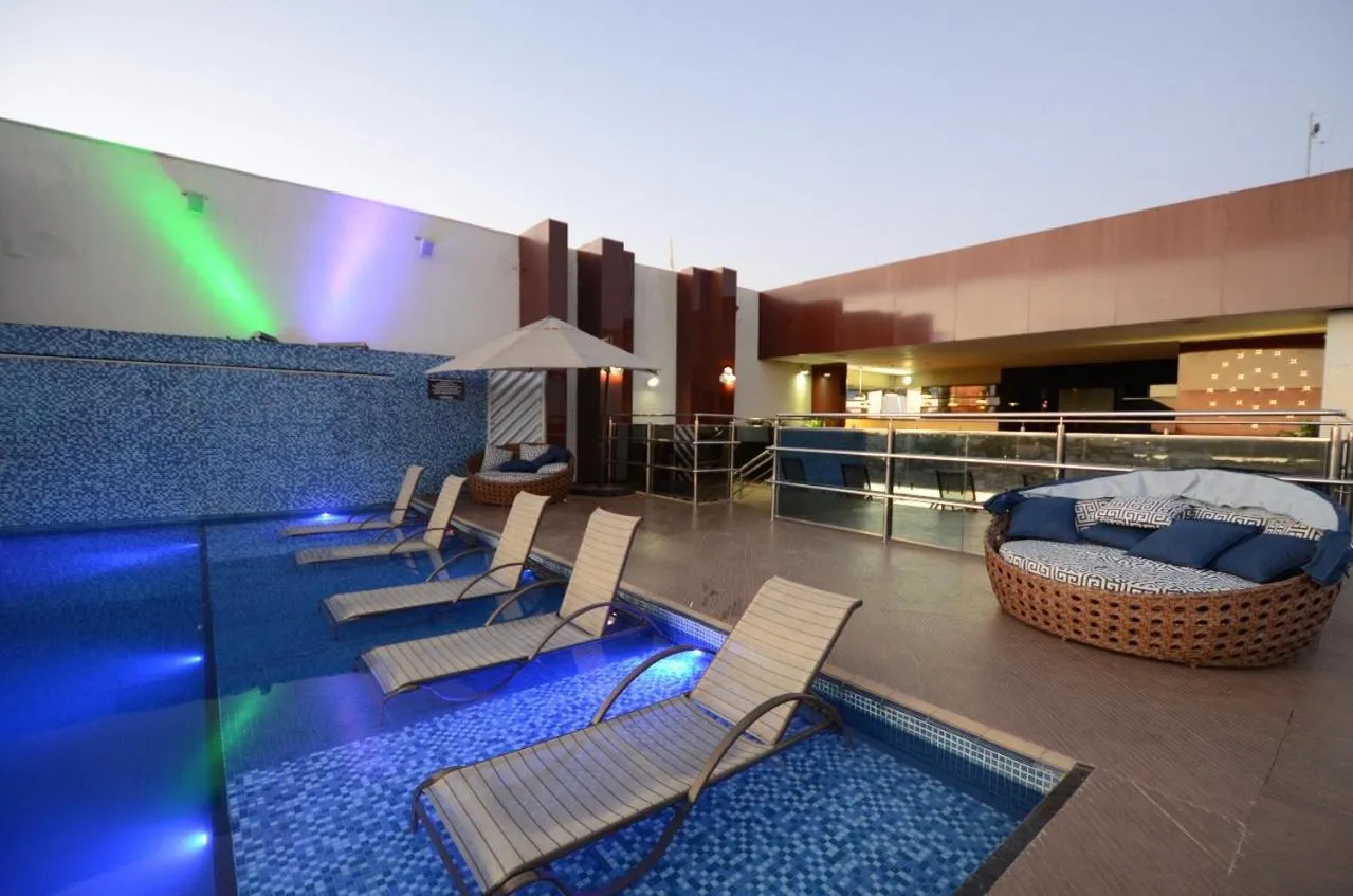 Balcony/Terrace in Oscar Hotel Executive