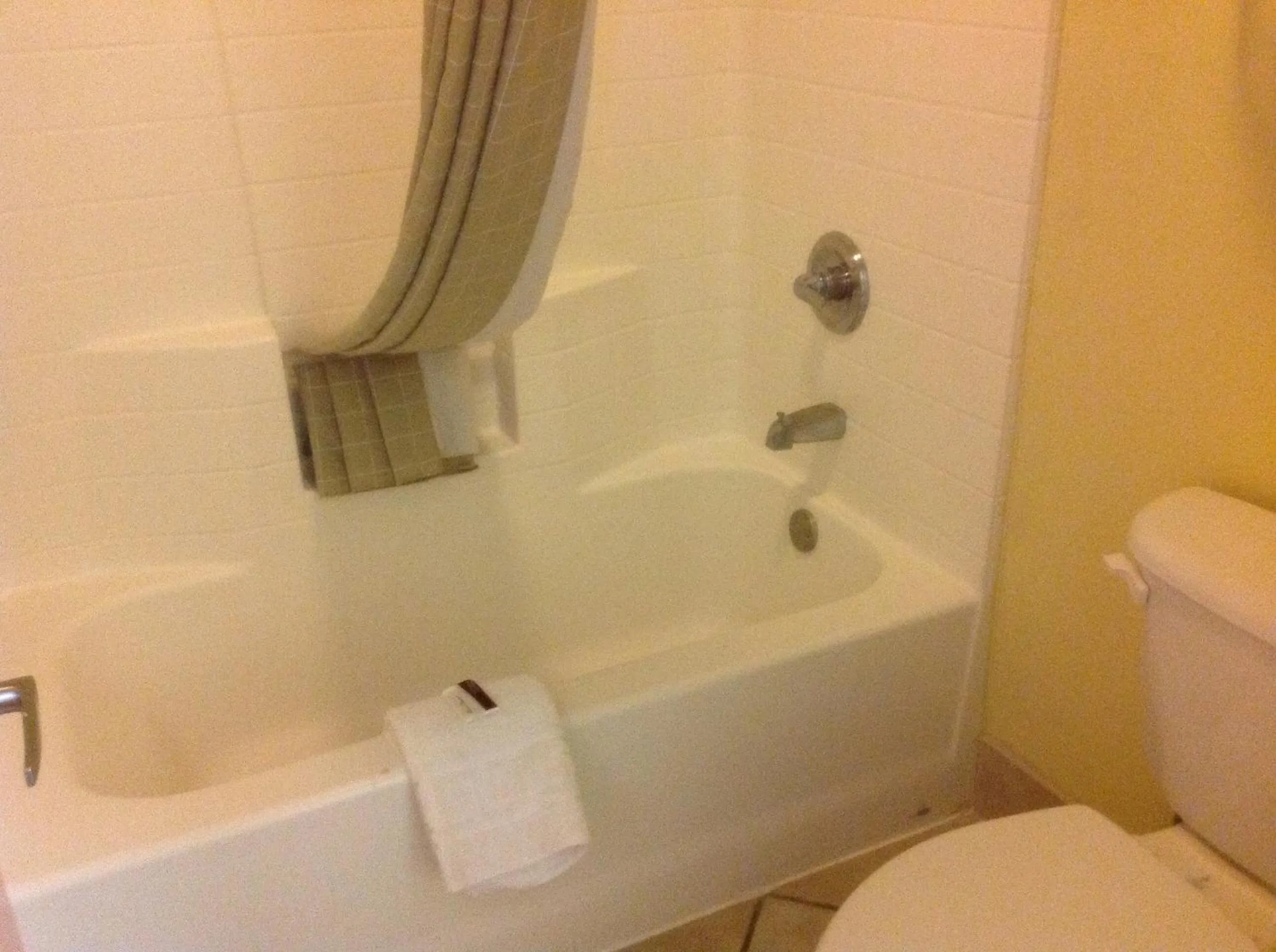 Luxury Inn and Suites Seaworld