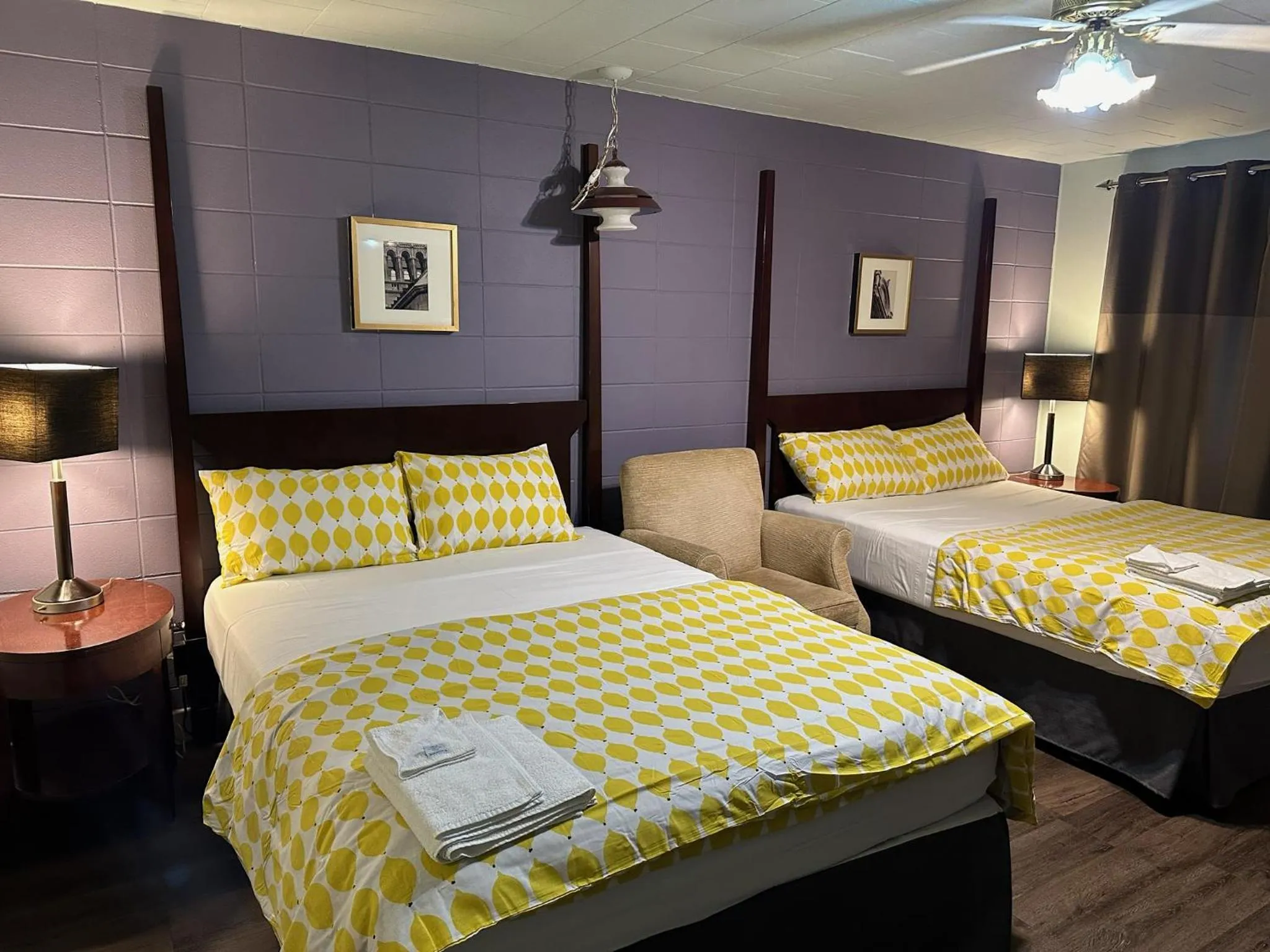 Bed in Auberge Pique Nique